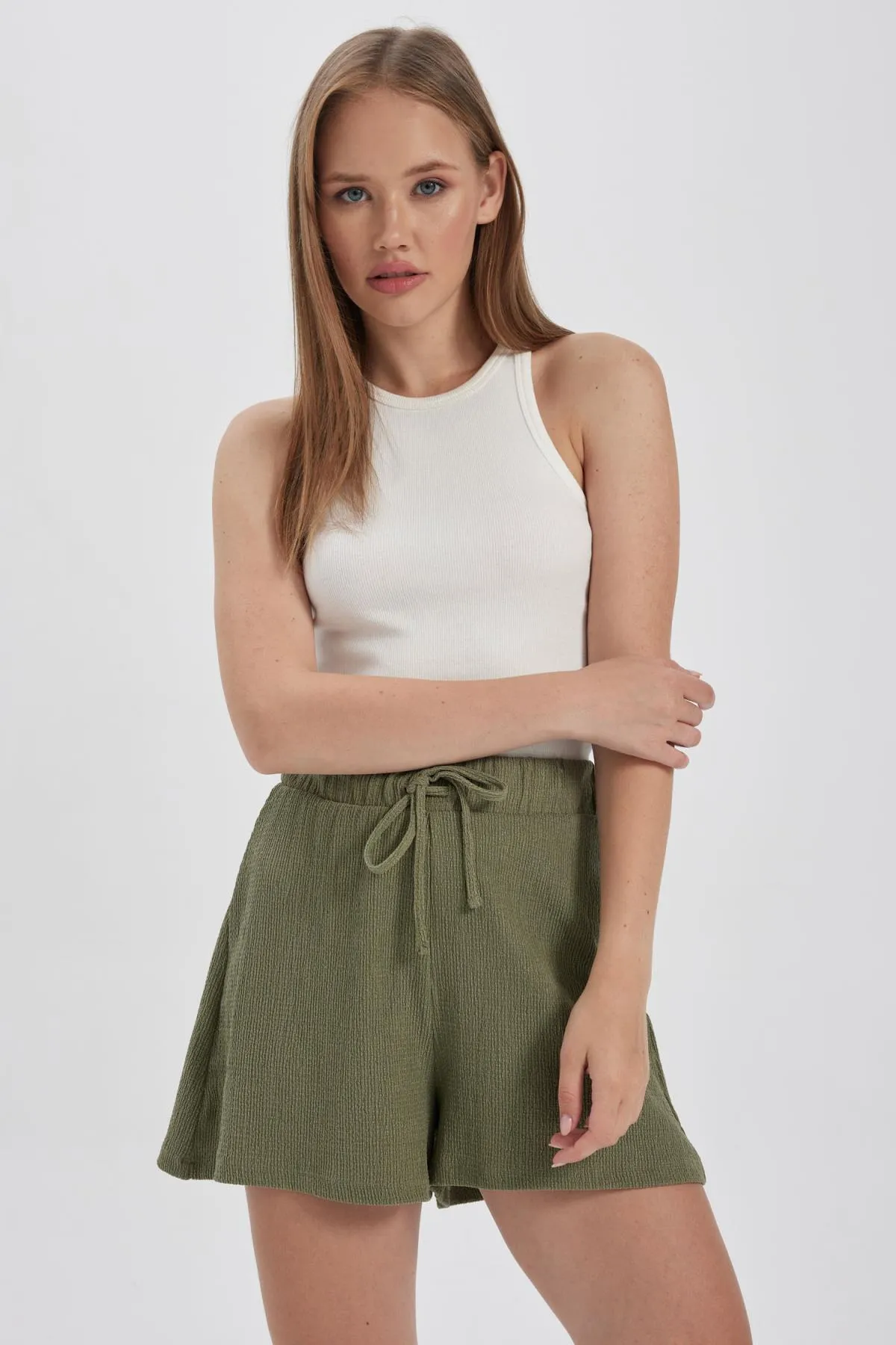 DeFacto  Coool Loose Fit Wickelshorts A6223ax23sm