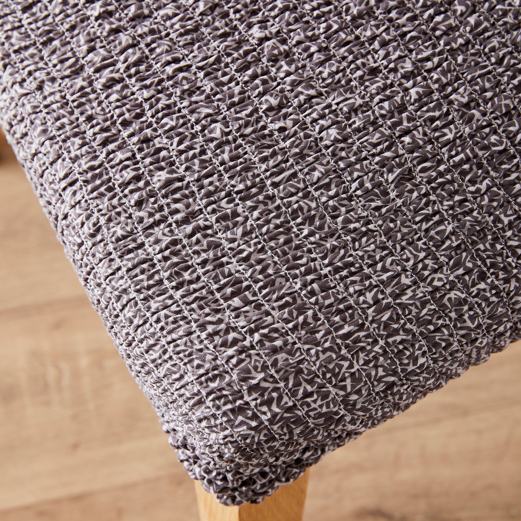 Housse microfibre bi-extensible gaufrée spéciale chaise