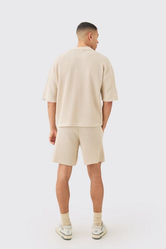 Lockere mittellange gerippte Strick-Shorts