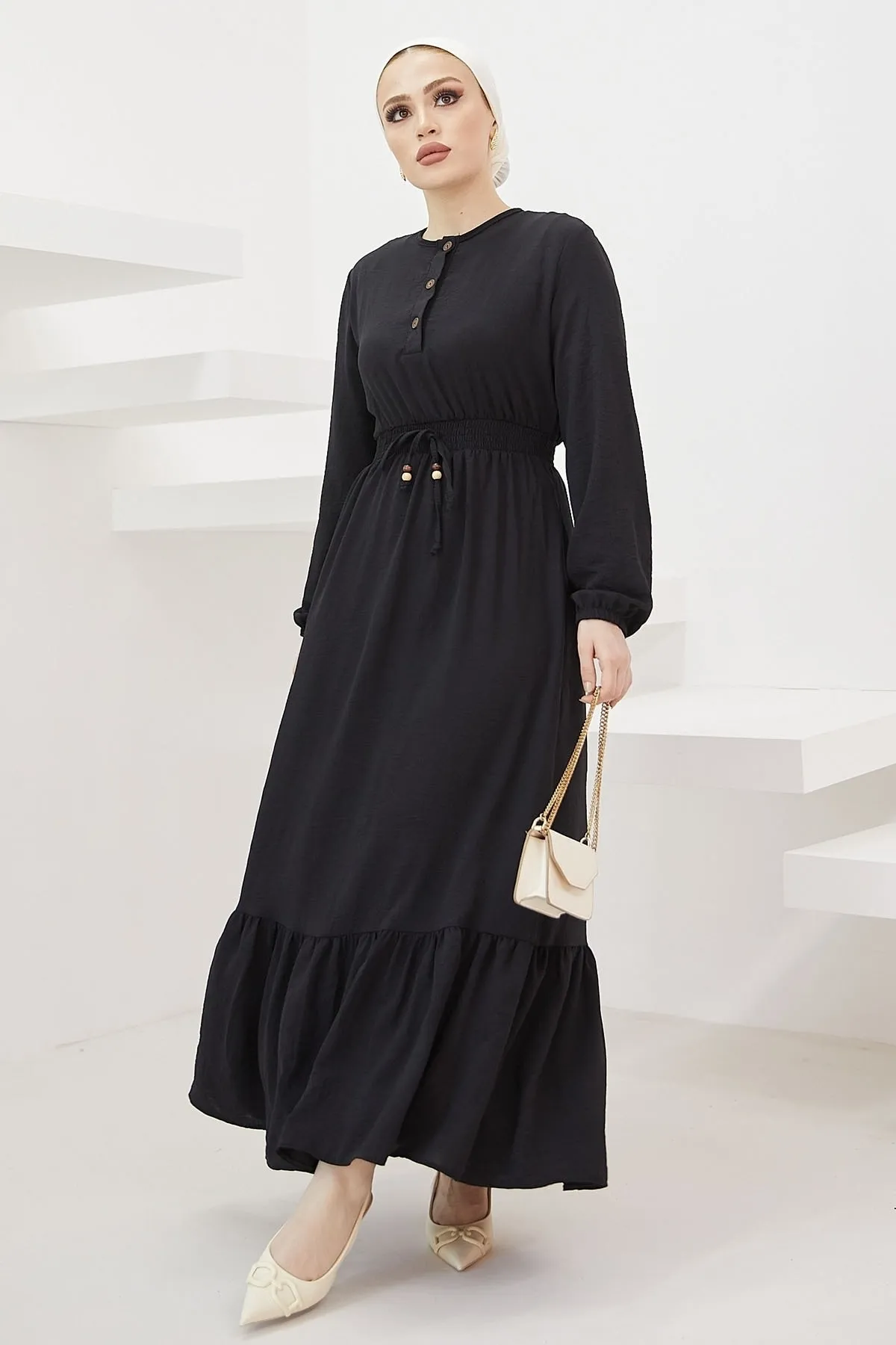 InStyle  Tena Ayrobin-Kleid mit elastischer Taille – Schwarz