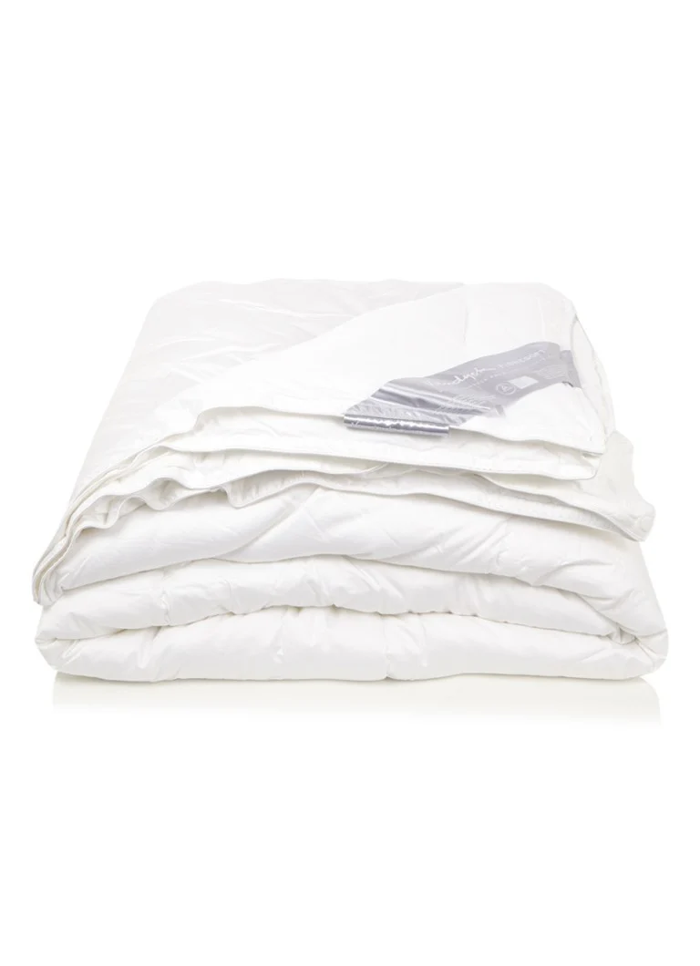Couette duo 4 saisons Vandyck Fibersoft en satin de coton avec garnissage en fibres creuses de polyester