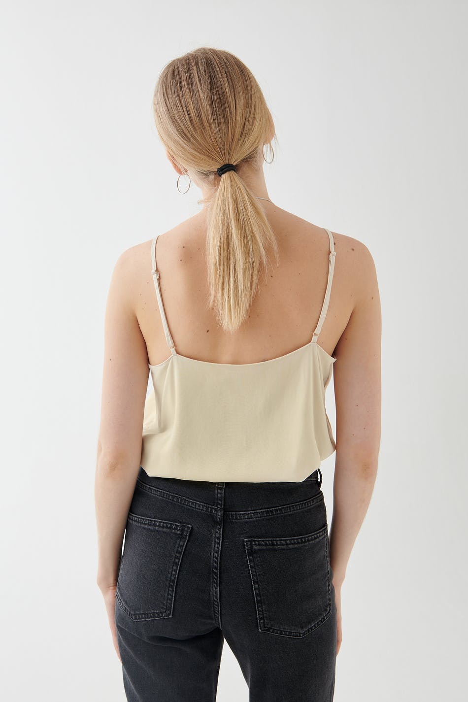 Lively singlet