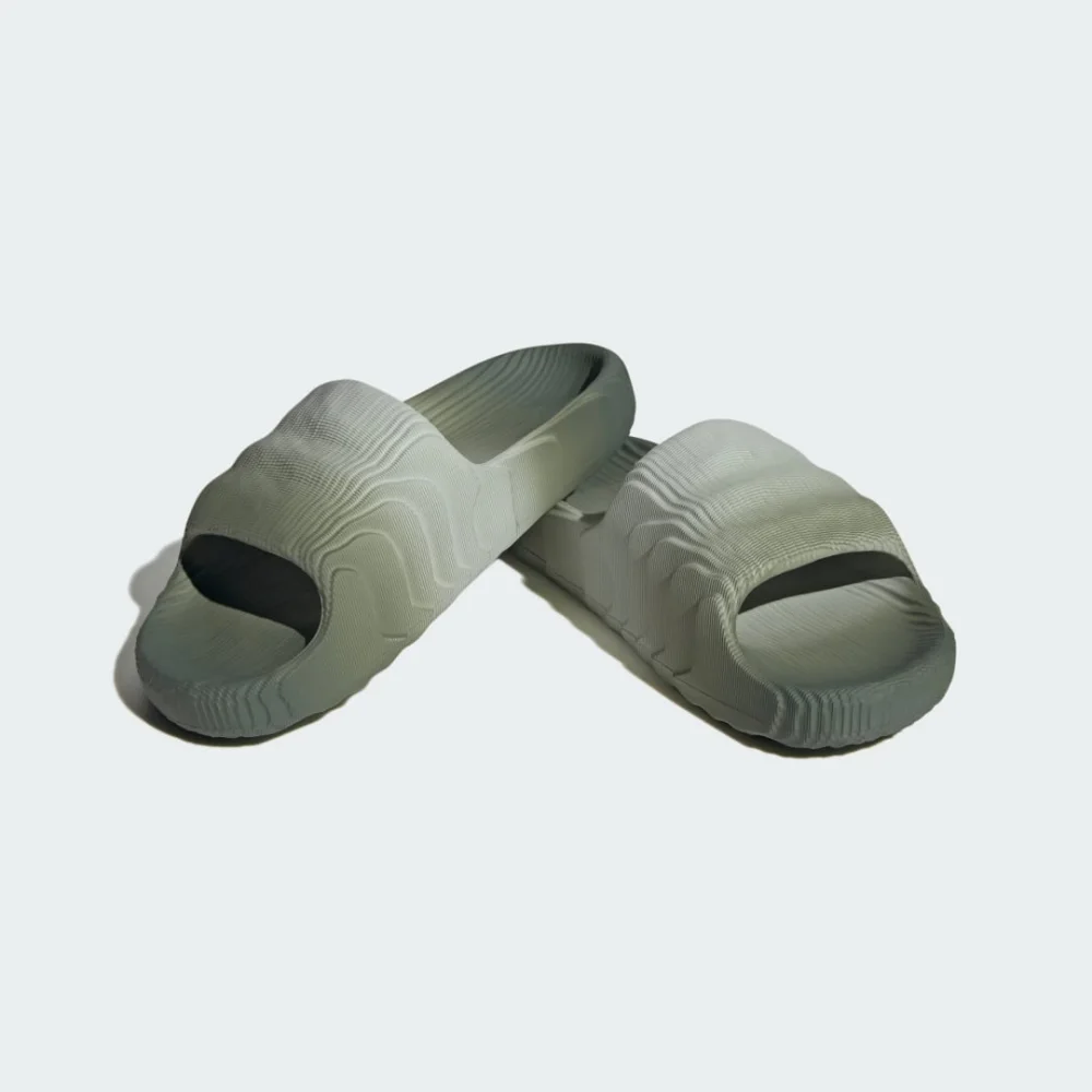 adidas Adilette 22 IG7494 / grün