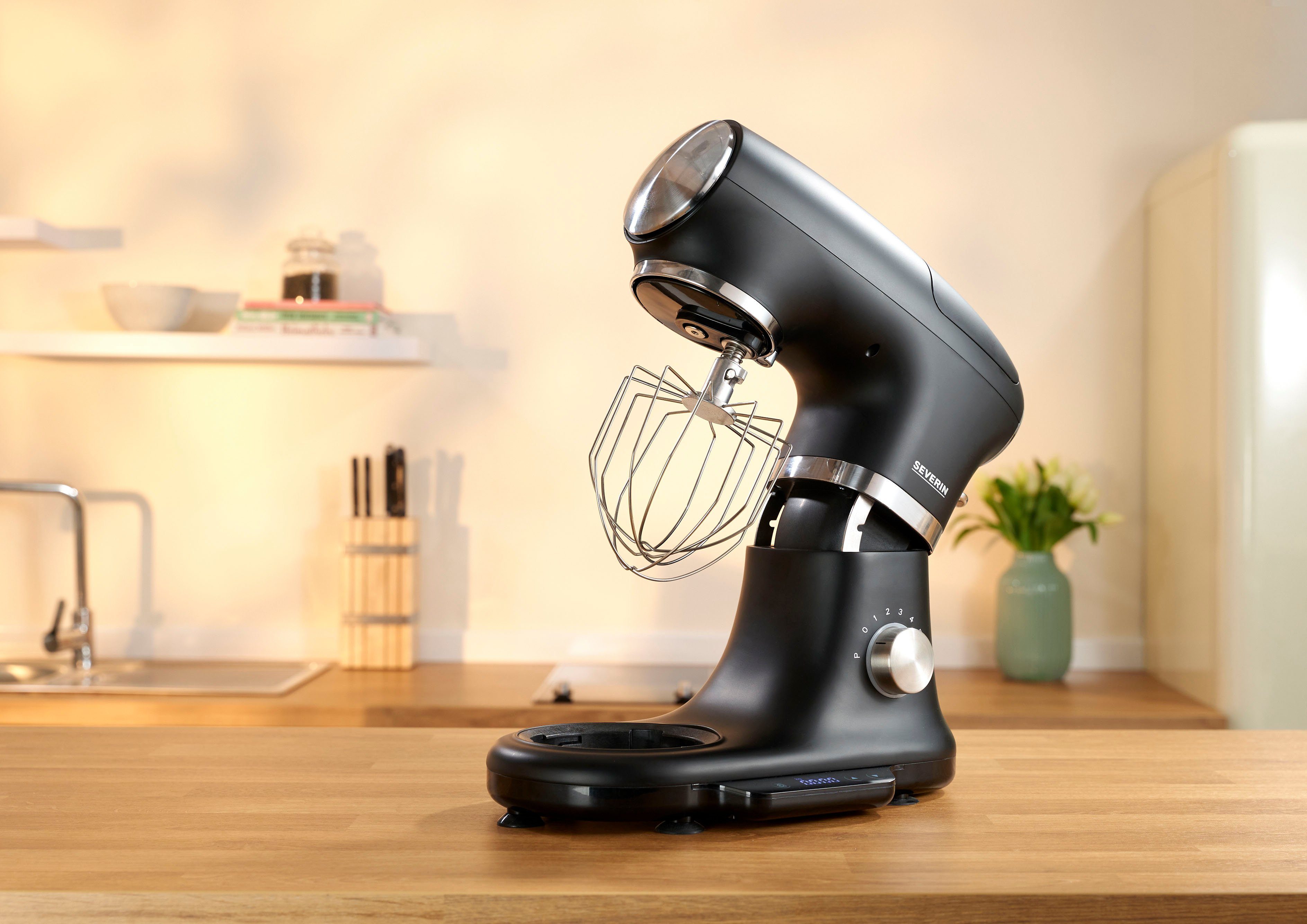 Severin Küchenmaschine KM 3898 mit integrierter Waage, 1000 W, 5,5 l Schüssel