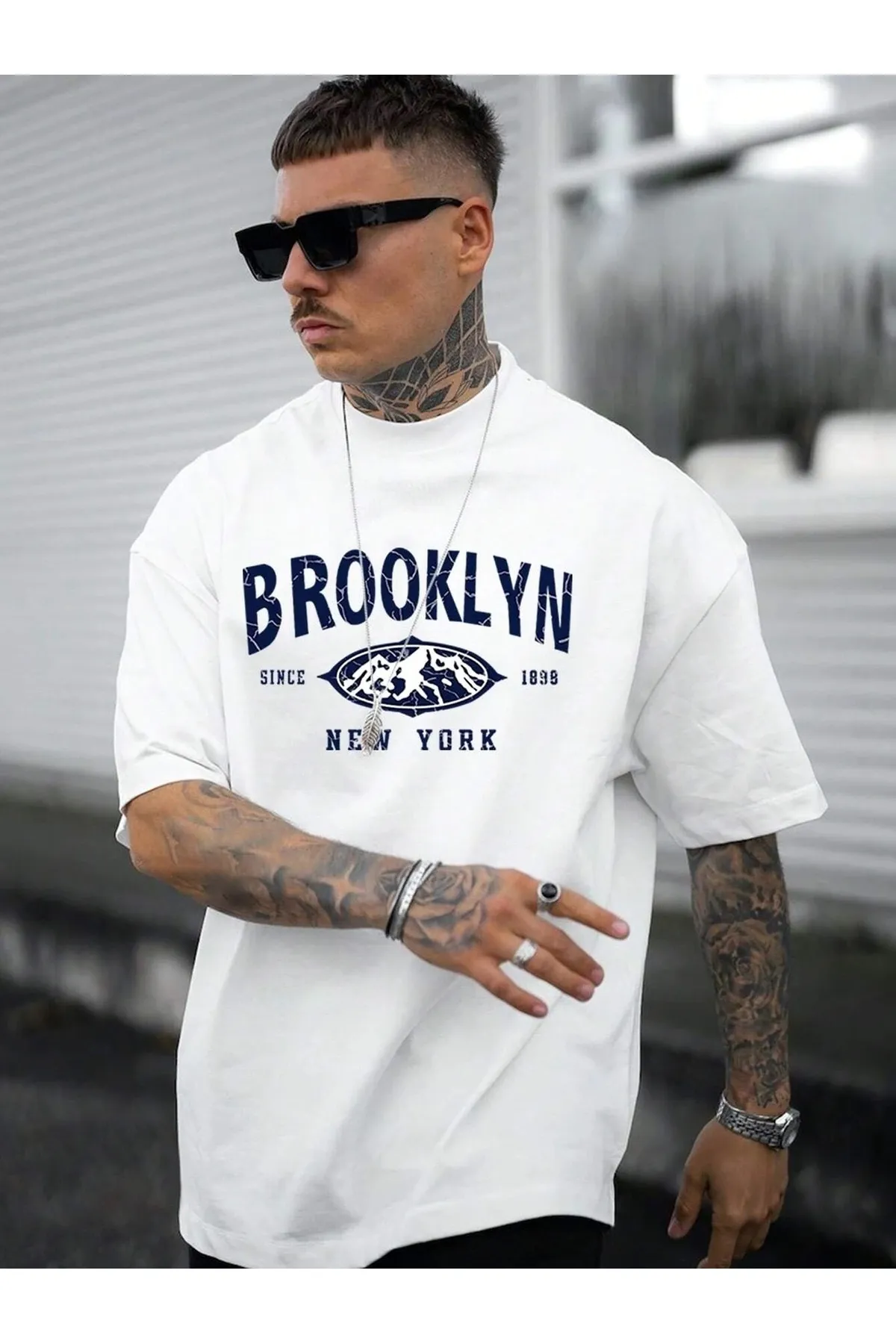 MOONBULL  T-Shirt - Weiß - Regular Fit
