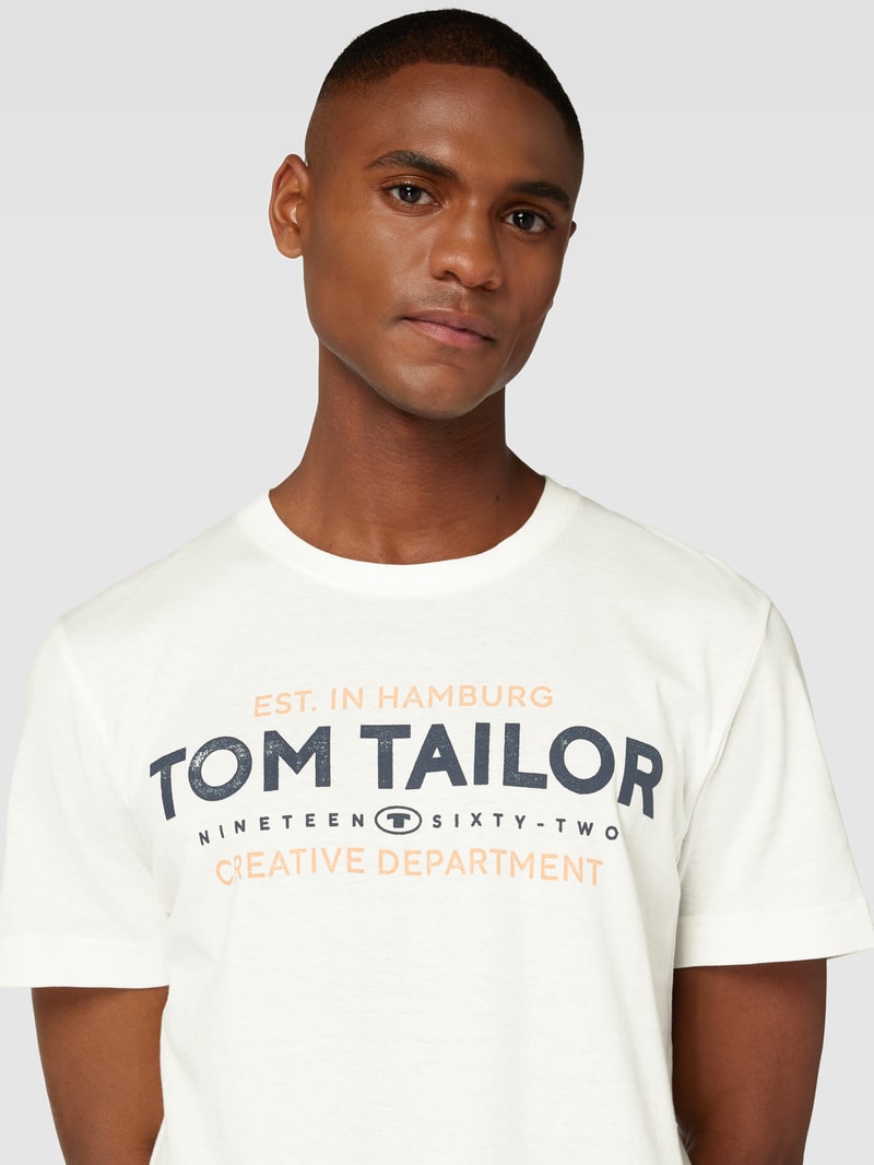 T-Shirt mit Label-Print in offwhite