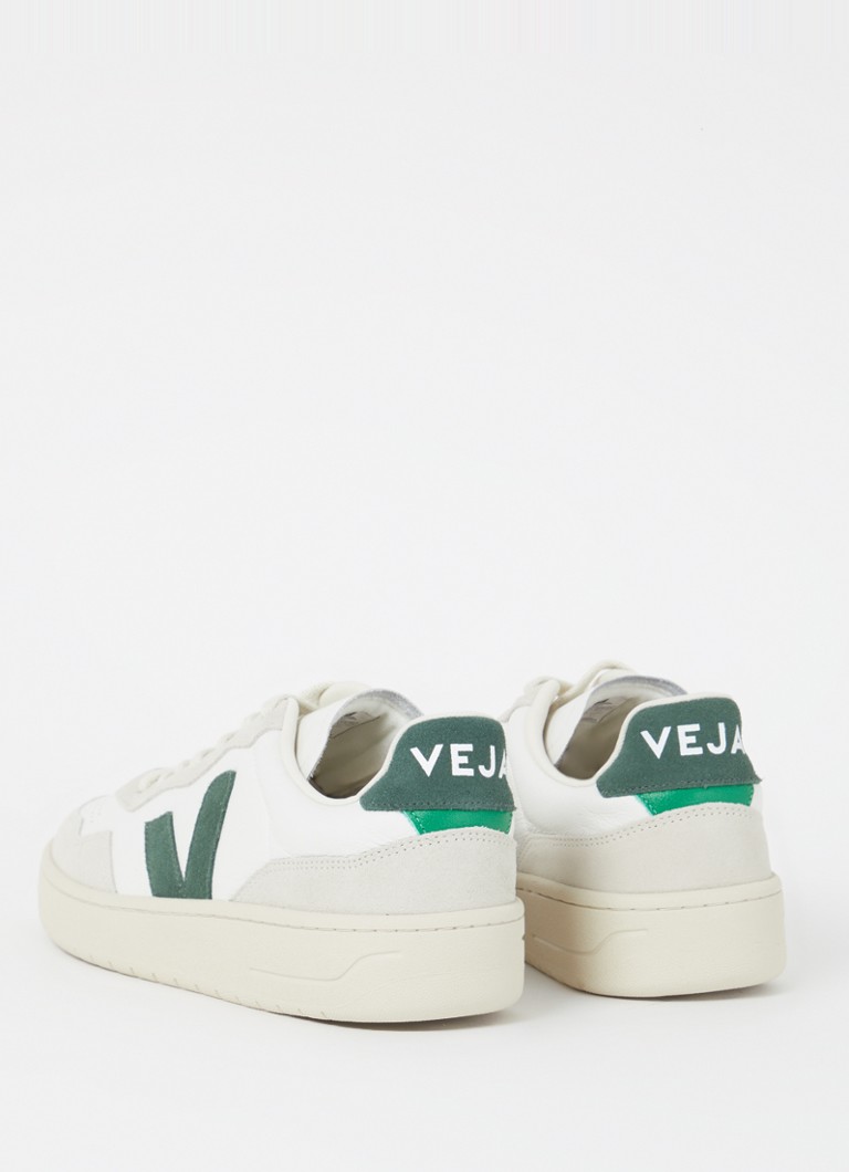 Voir la basket V-90 en cuir avec détails en daim