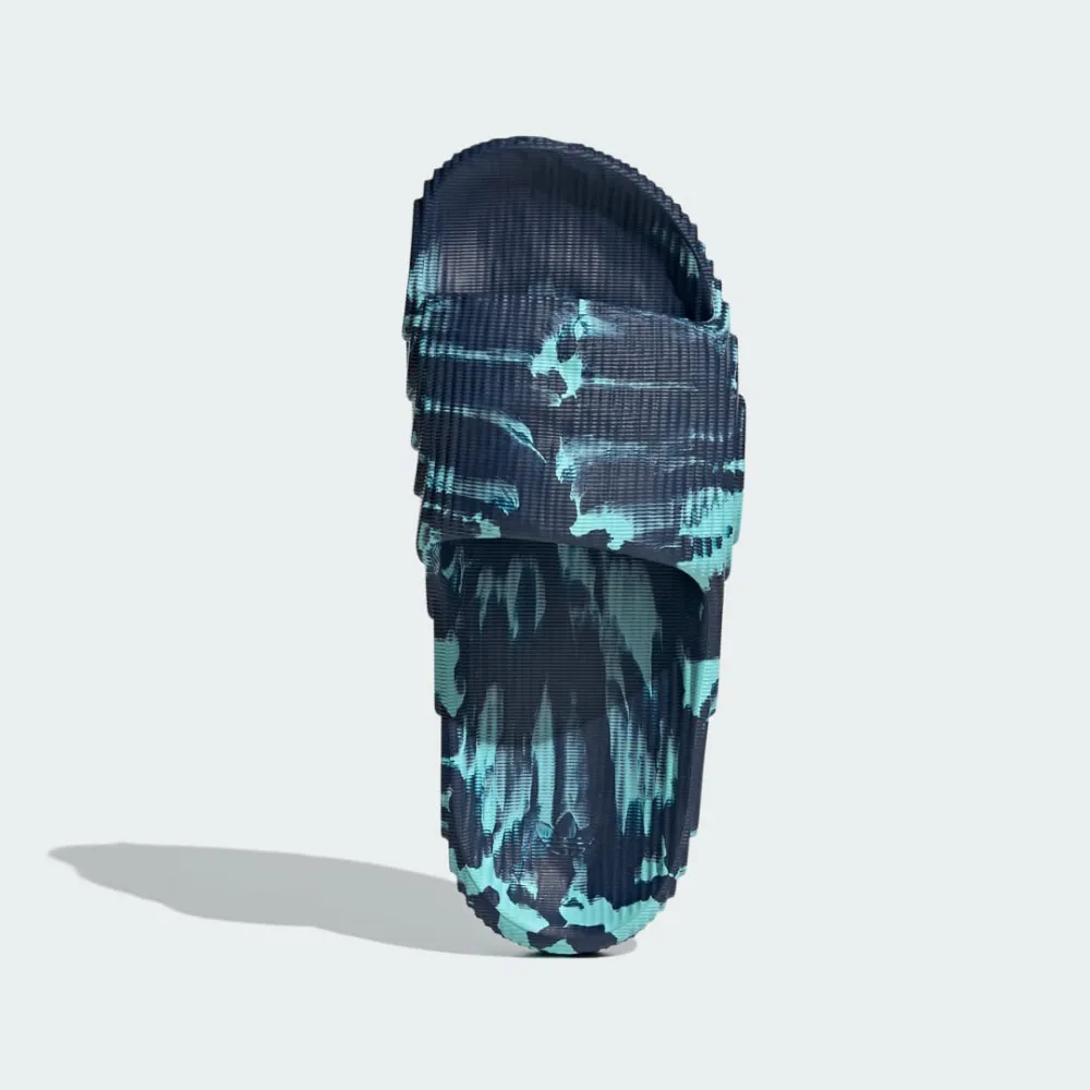 adidas Adilette 22 IE5645 / blau