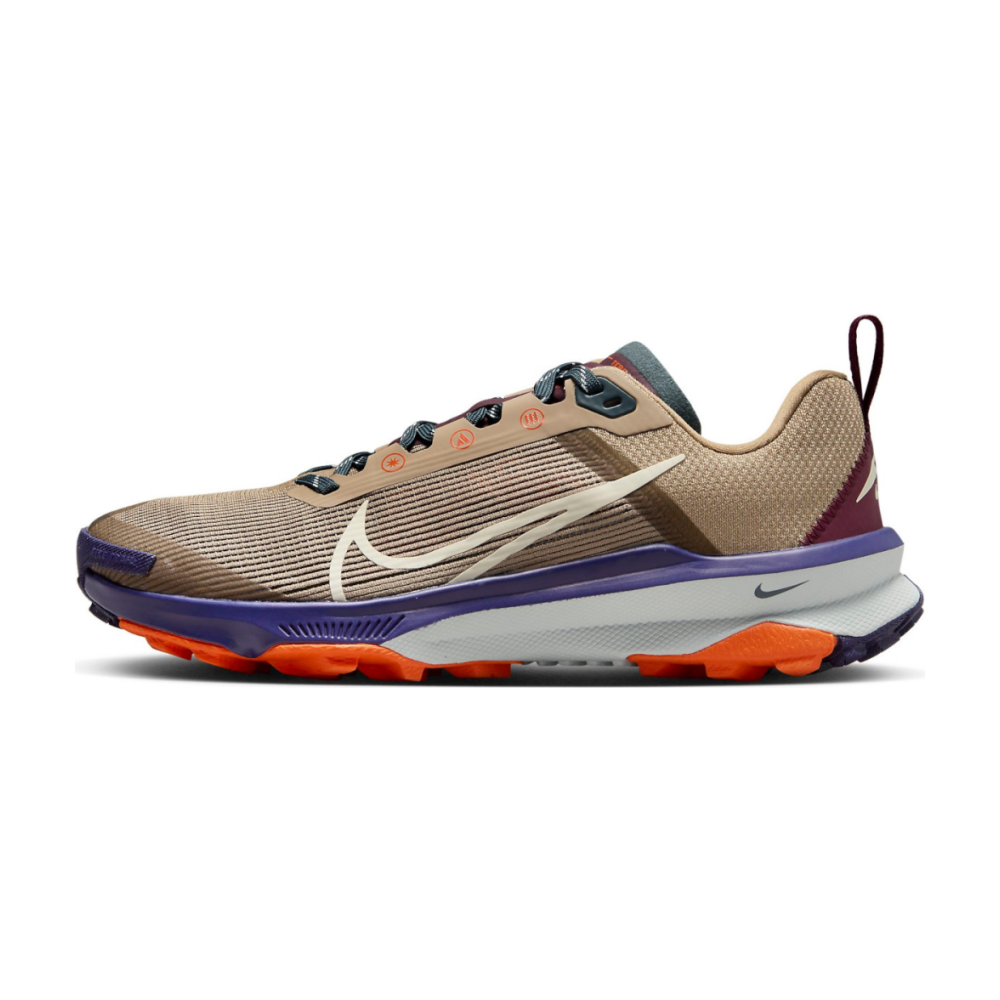 Nike Kiger 9 DR2694-200 / bunt