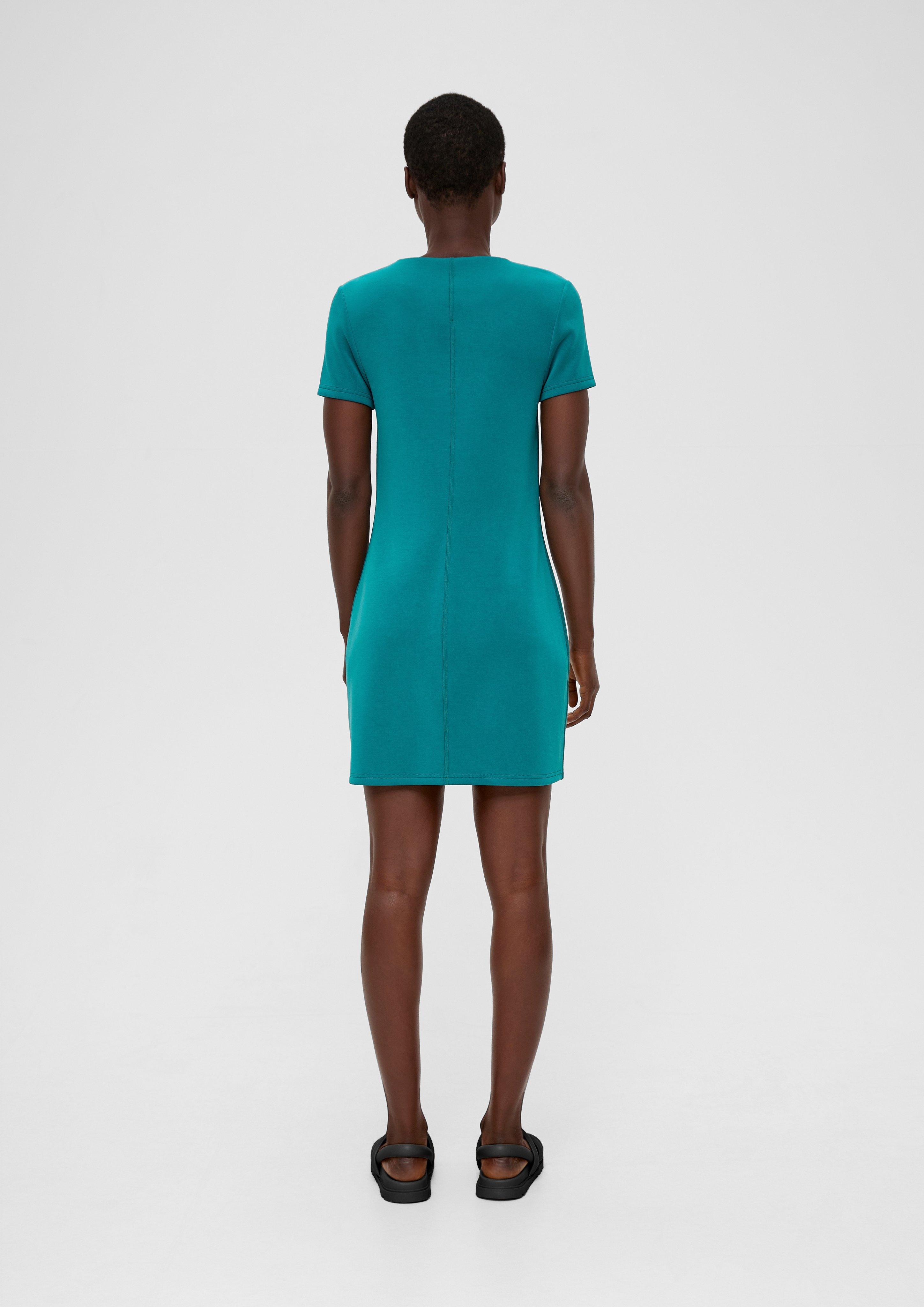 Minikleid mit Overlocknähten  2136386-6694