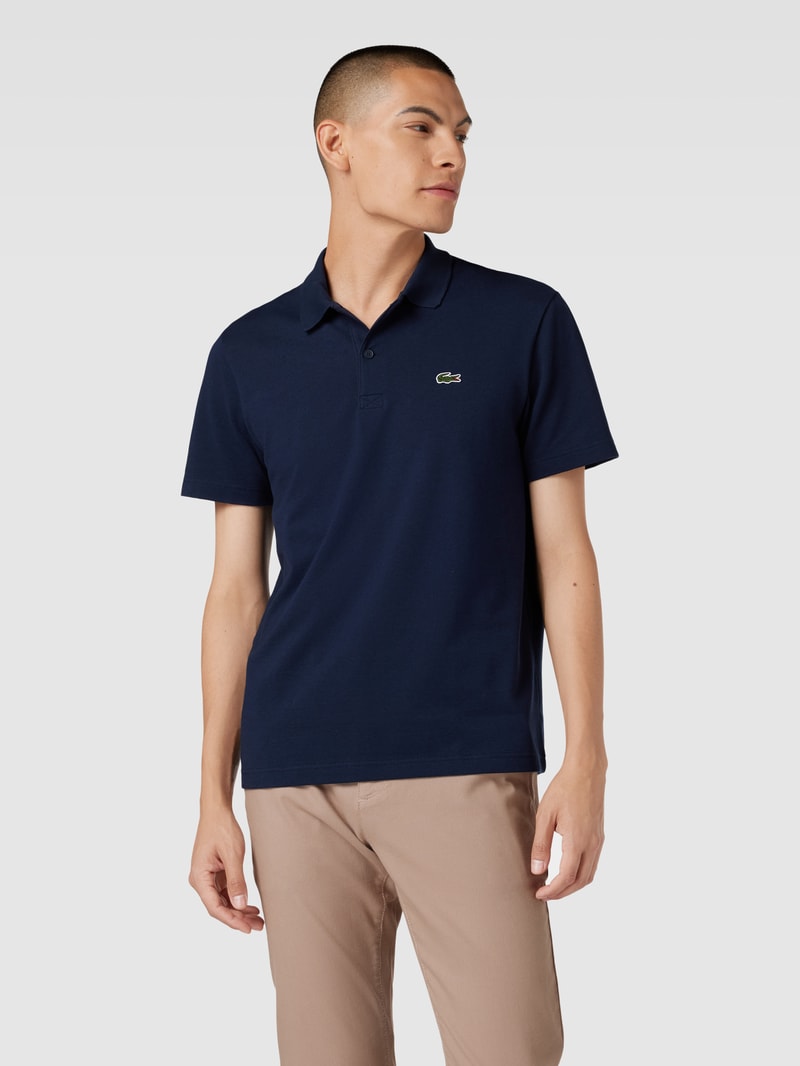Regular Fit Poloshirt aus Baumwolle mit Label-Detail in marineblau