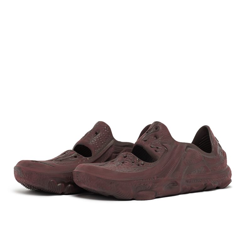 NIKE Ispa Universal 
