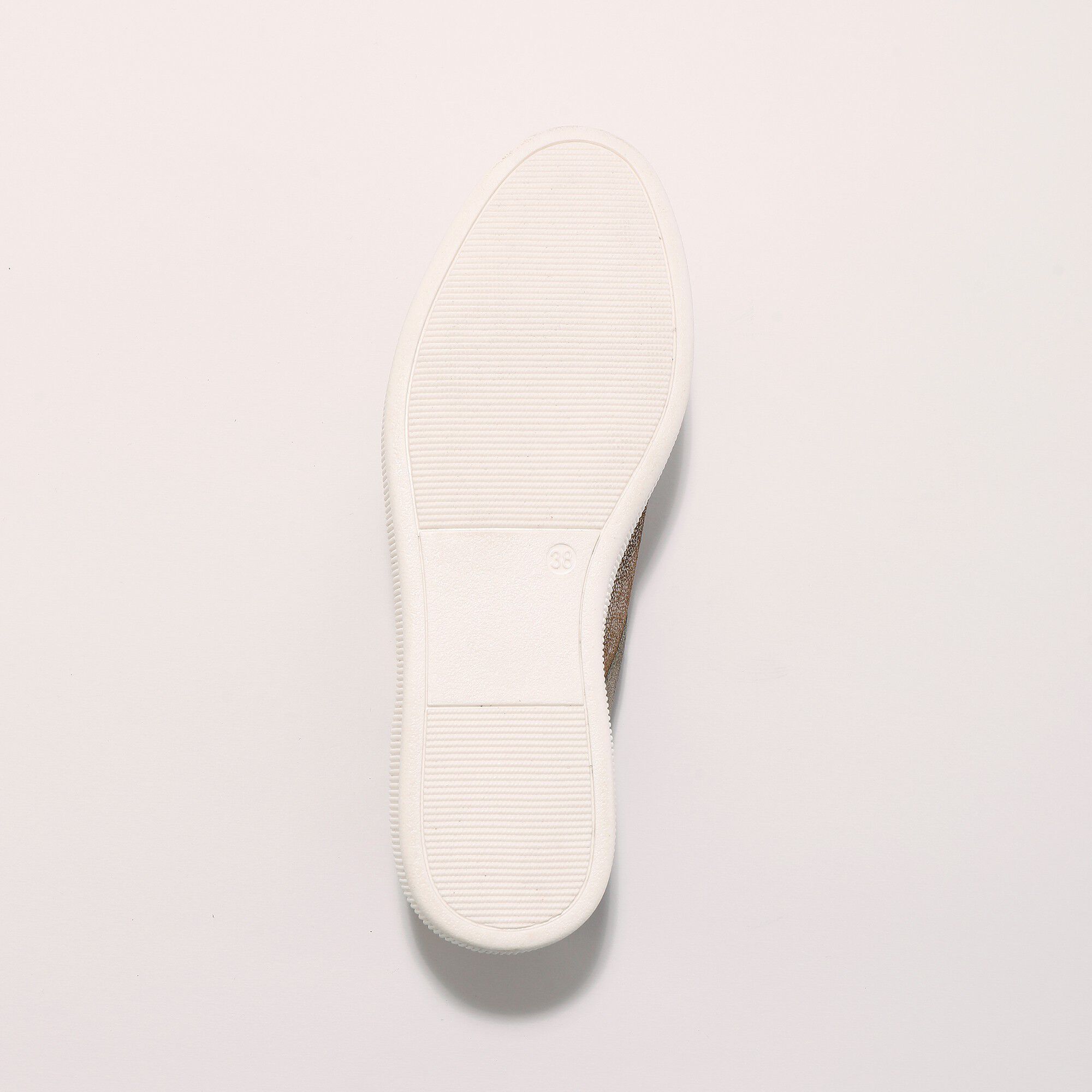 Basket zippée en cuir souple effet irisé