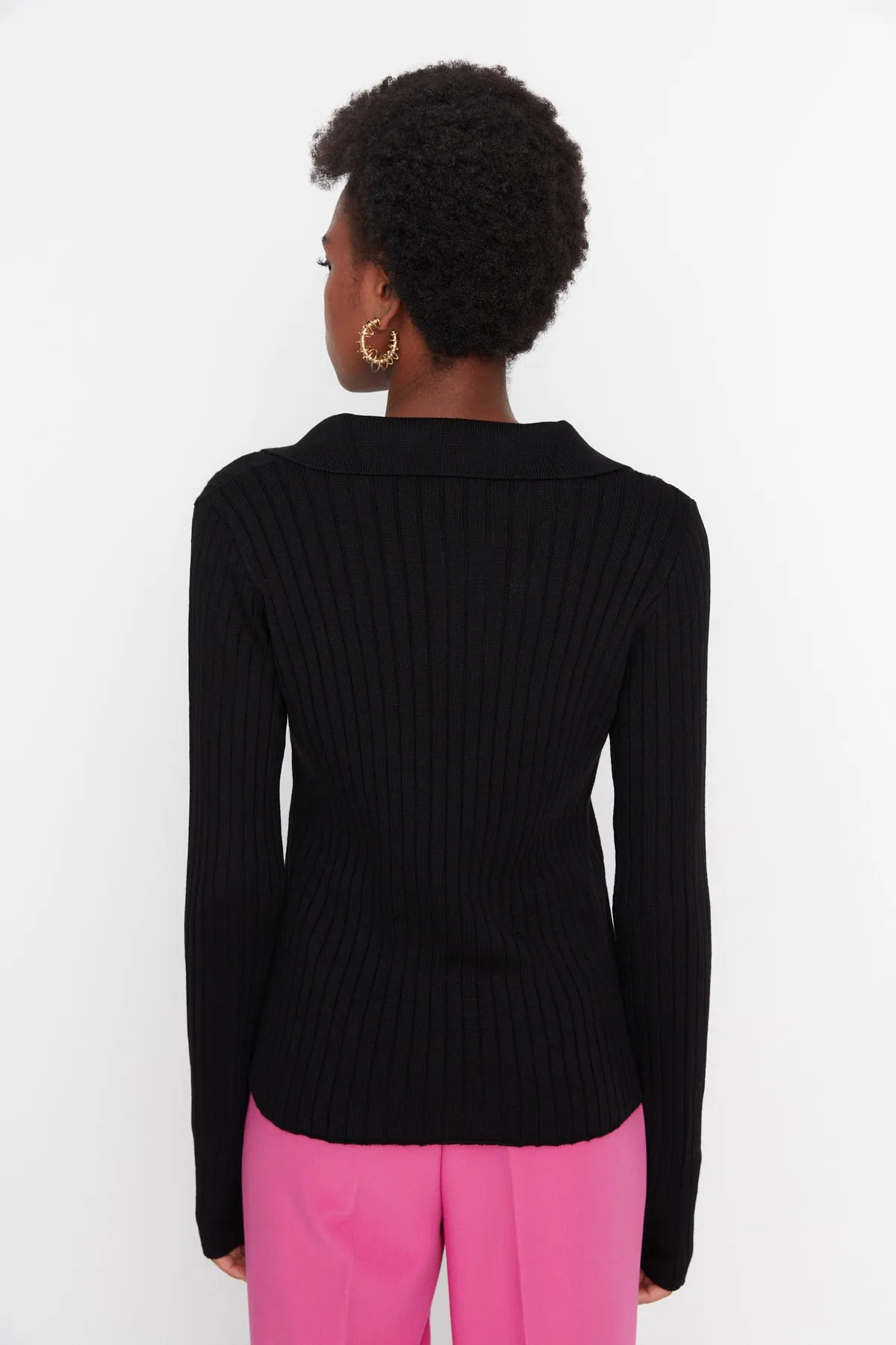 Trendyol Collection  Schwarzer Rollkragen-Strickpullover TWOAW21KZ1113