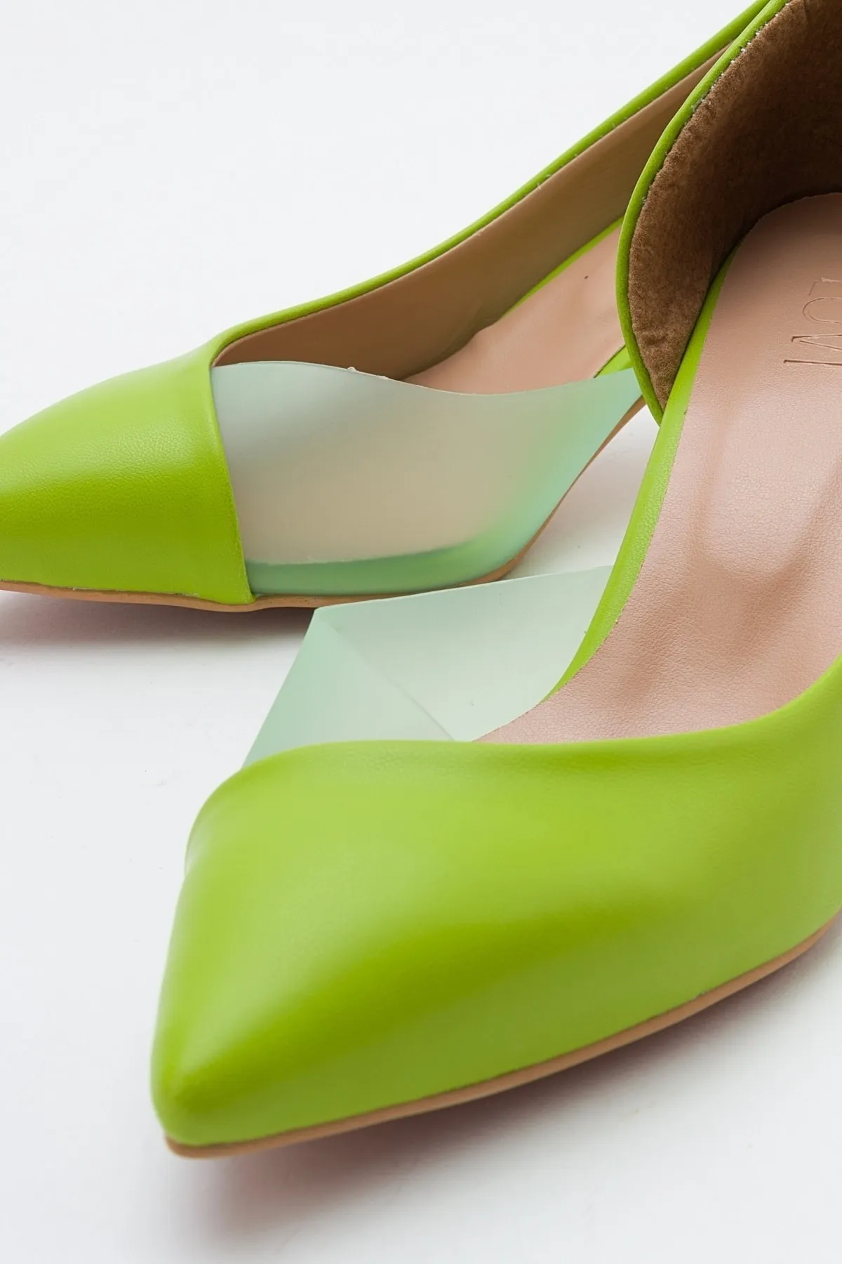 LuviShoes  353 Damenschuhe mit hellgrüner Haut und Absatz