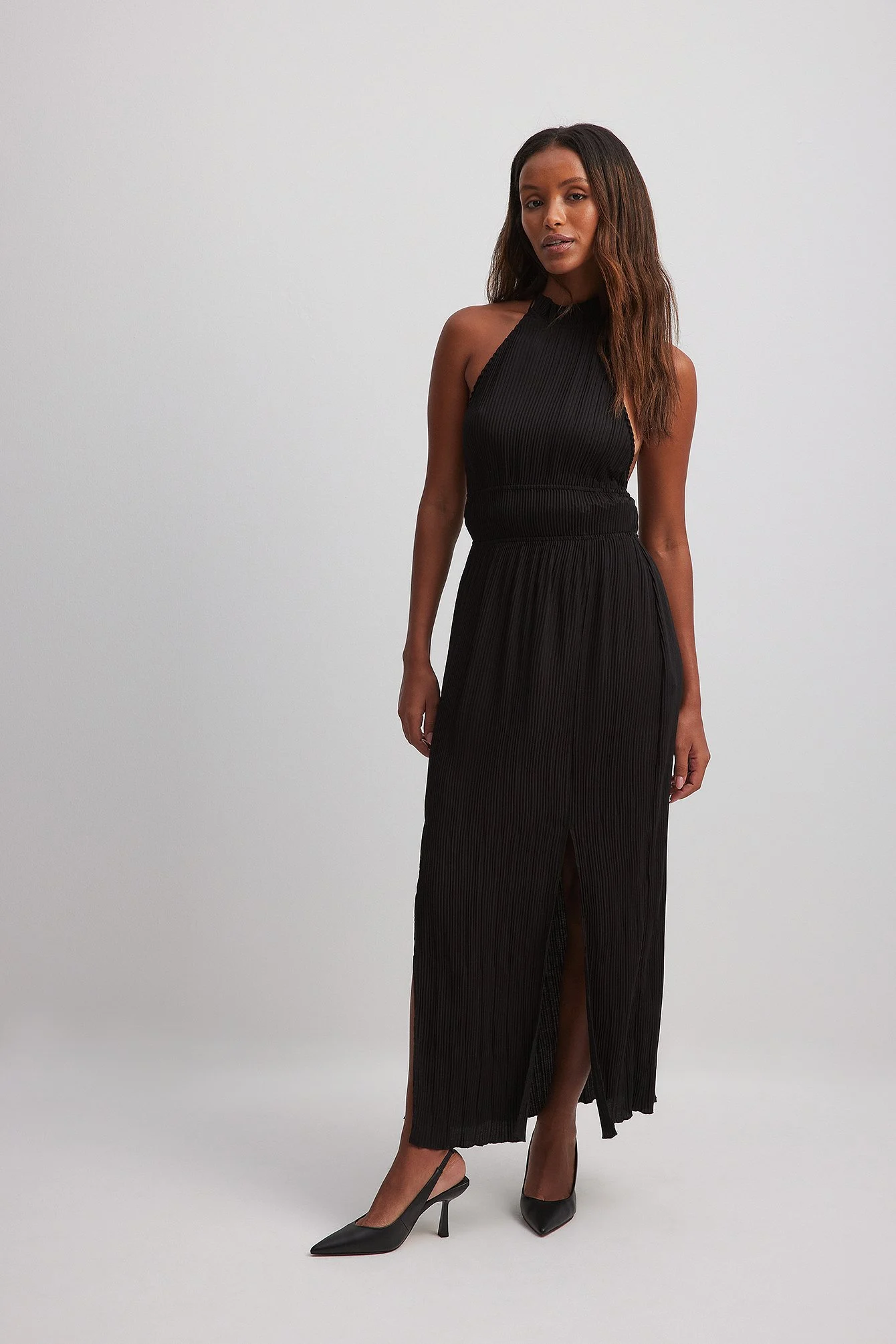 Strukturiertes Maxikleid mit Neckholder
