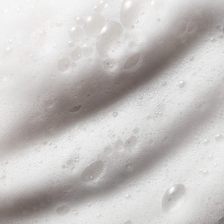 Invati Advanced™ Thickening Foam