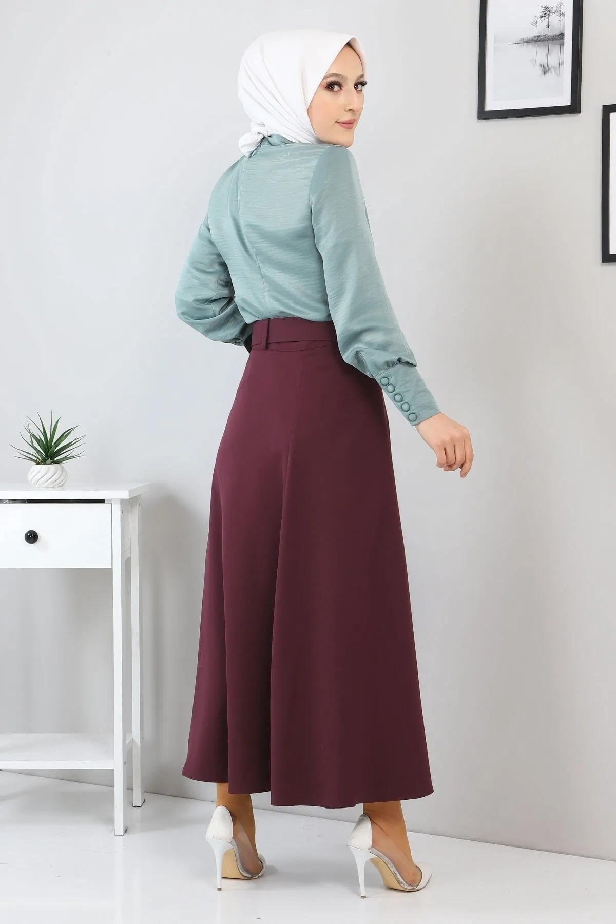 Modamihram  Rockanzug mit Knopfdetail, Mintgrün 10626