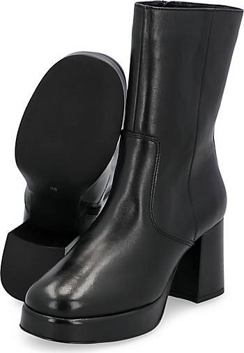 Another A Plateau-Stiefelette