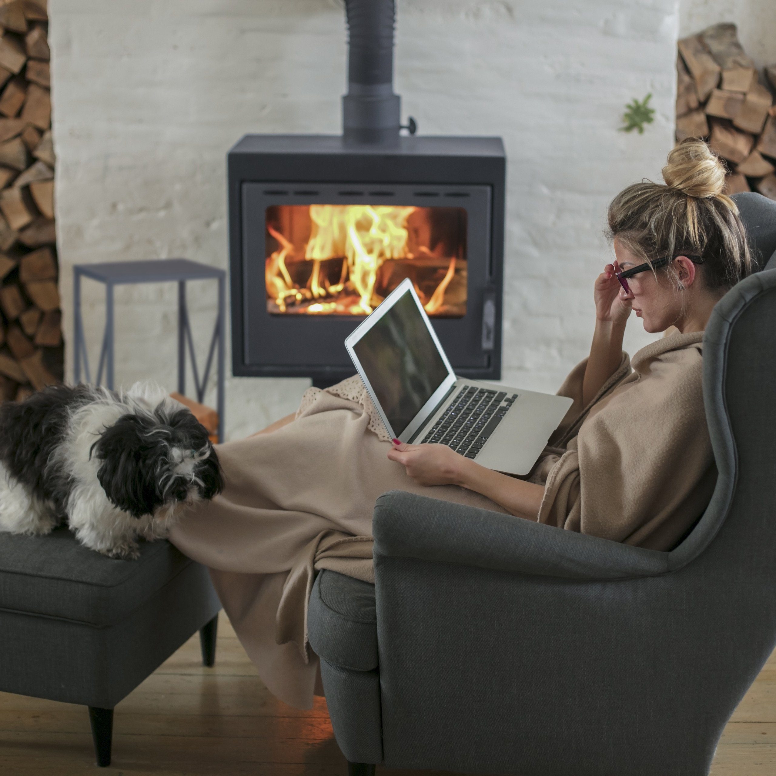 relaxdays Kaminholzregal Graues Kaminholzregal aus Stahl, BxTxH:34x25x80.5 cm