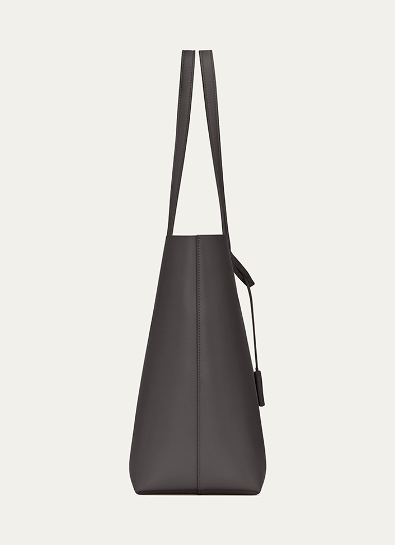 Geantă tote din piele de vițel Saint Laurent, colecția de vară/iarnă.