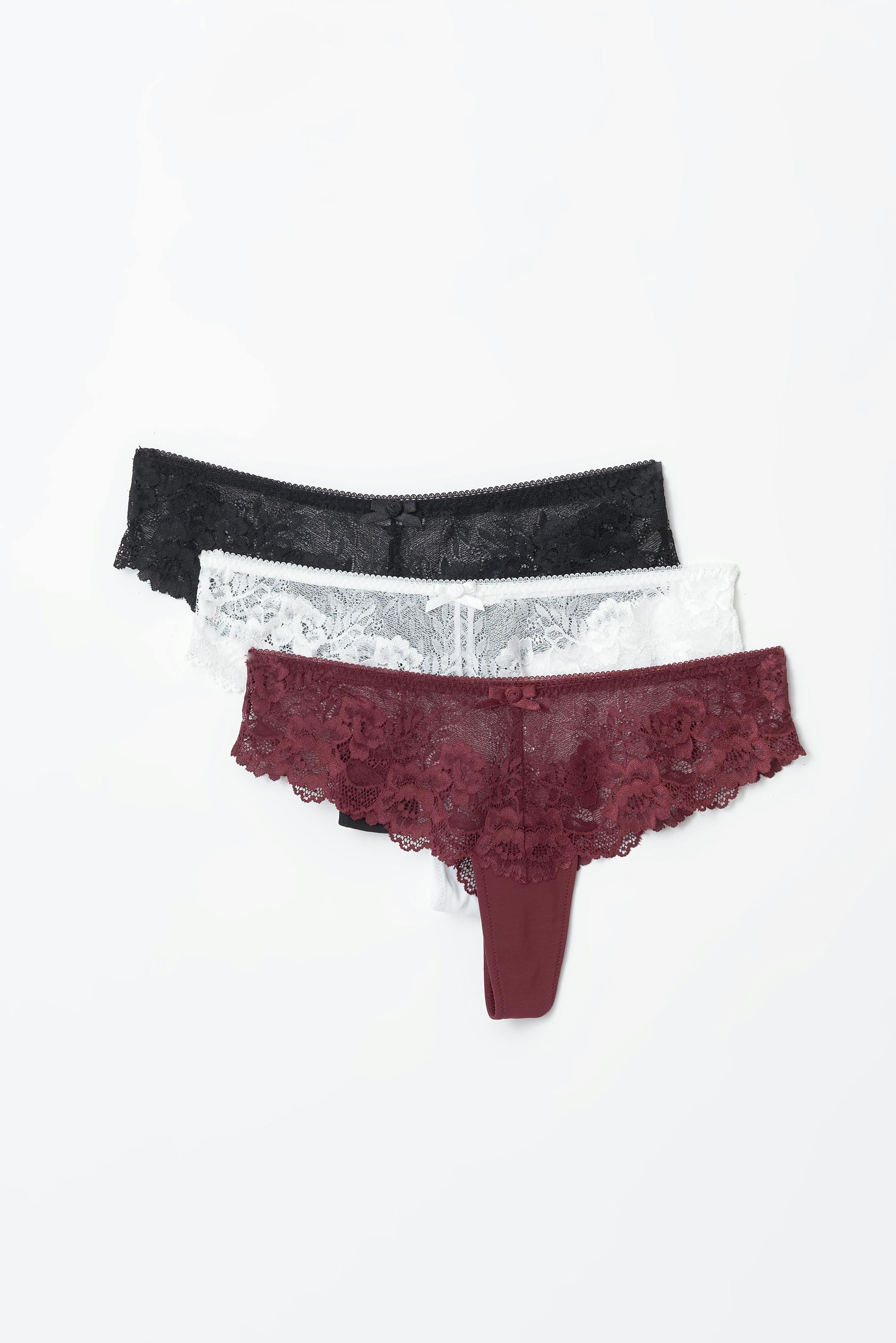 3-pack lace string
