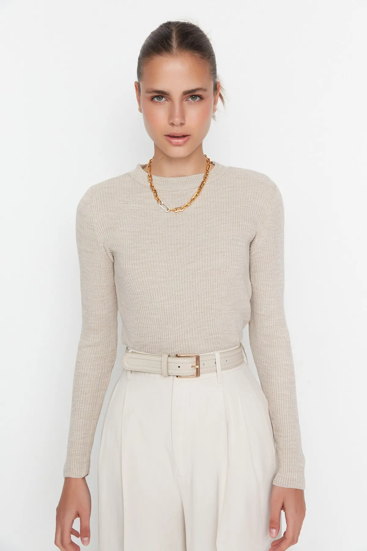 Trendyol Collection  Steinfarbener Basic-Strickpullover mit Kordelzug TWOAW22KZ1708