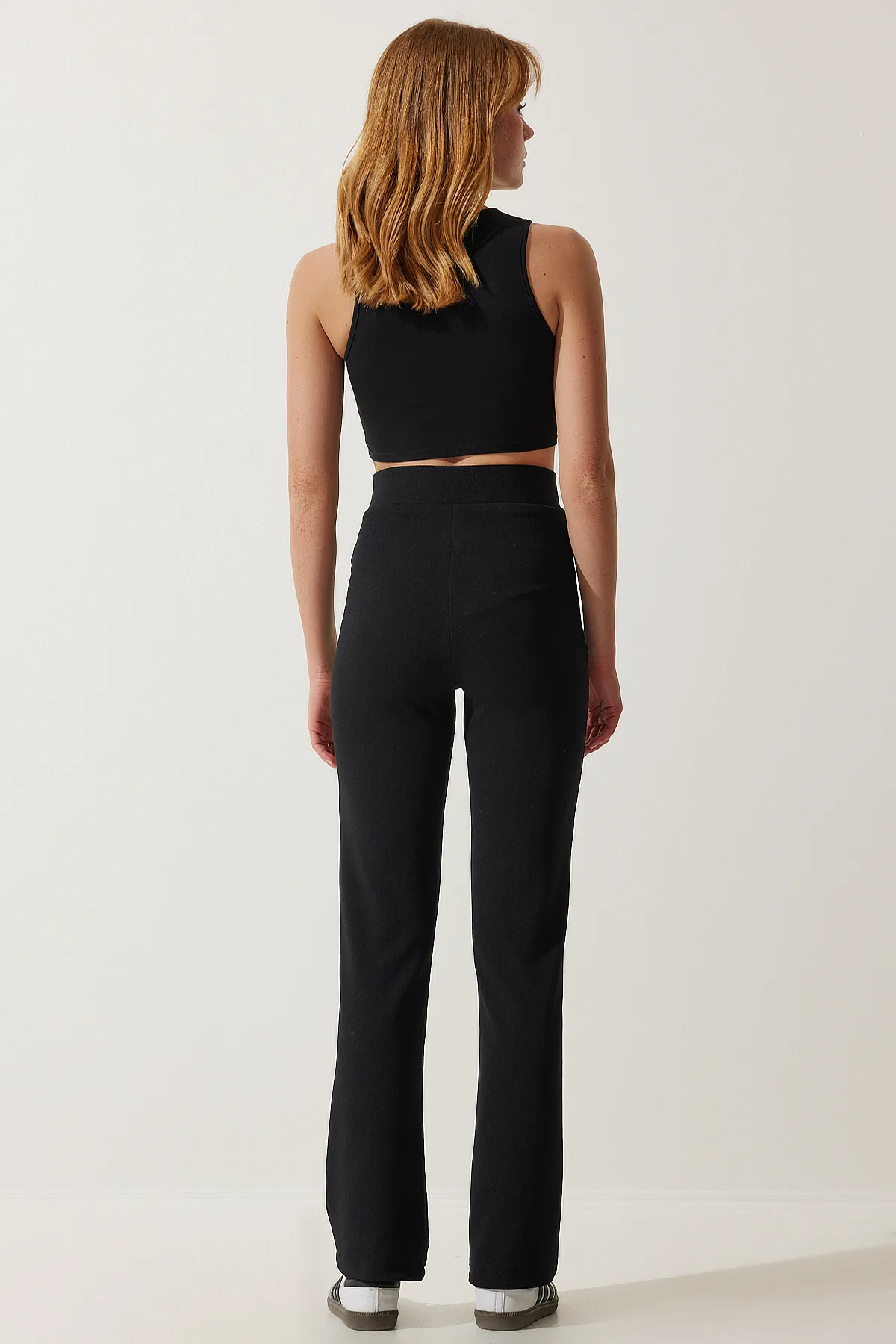 Happiness İstanbul  Schwarze bequeme Strickhose aus Lycra mit hoher Taille für Damen RV00090