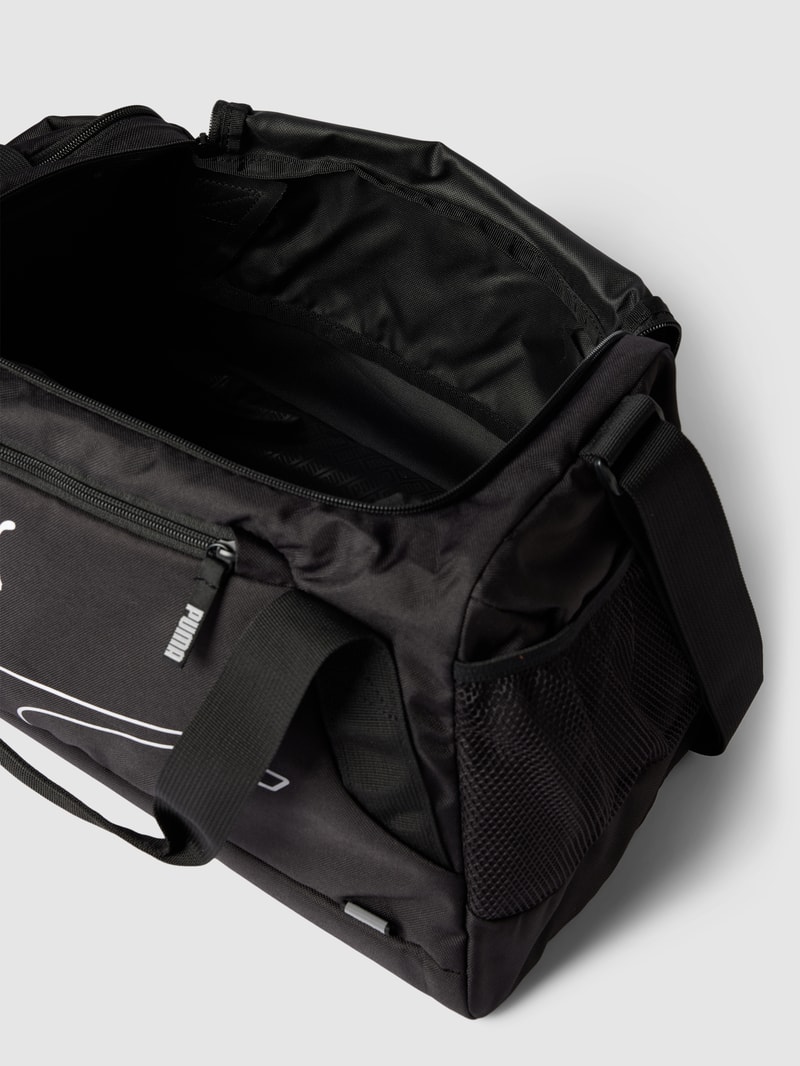 Sporttasche mit Label-Detail in schwarz