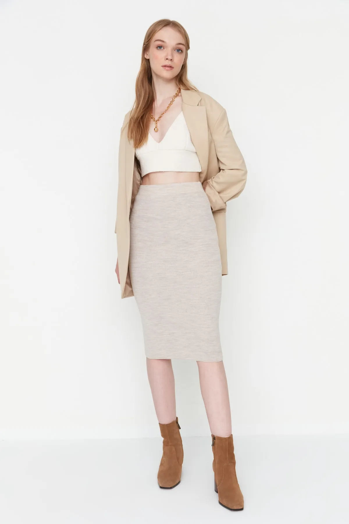 Trendyol Collection  Beiger Midi-Bleistift-Strickrock TWOAW20DU0006