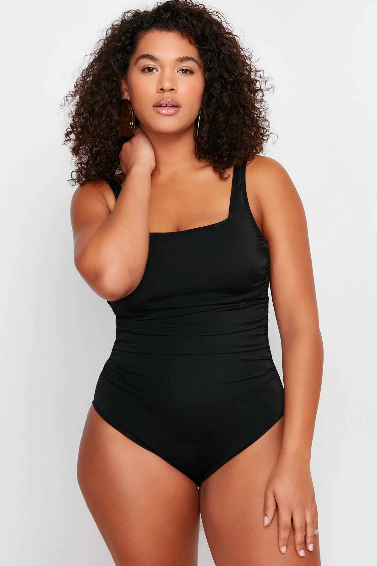 Trendyol Curve  Schwarzer Badeanzug mit eckigem Kragen TBBSS24AM00020