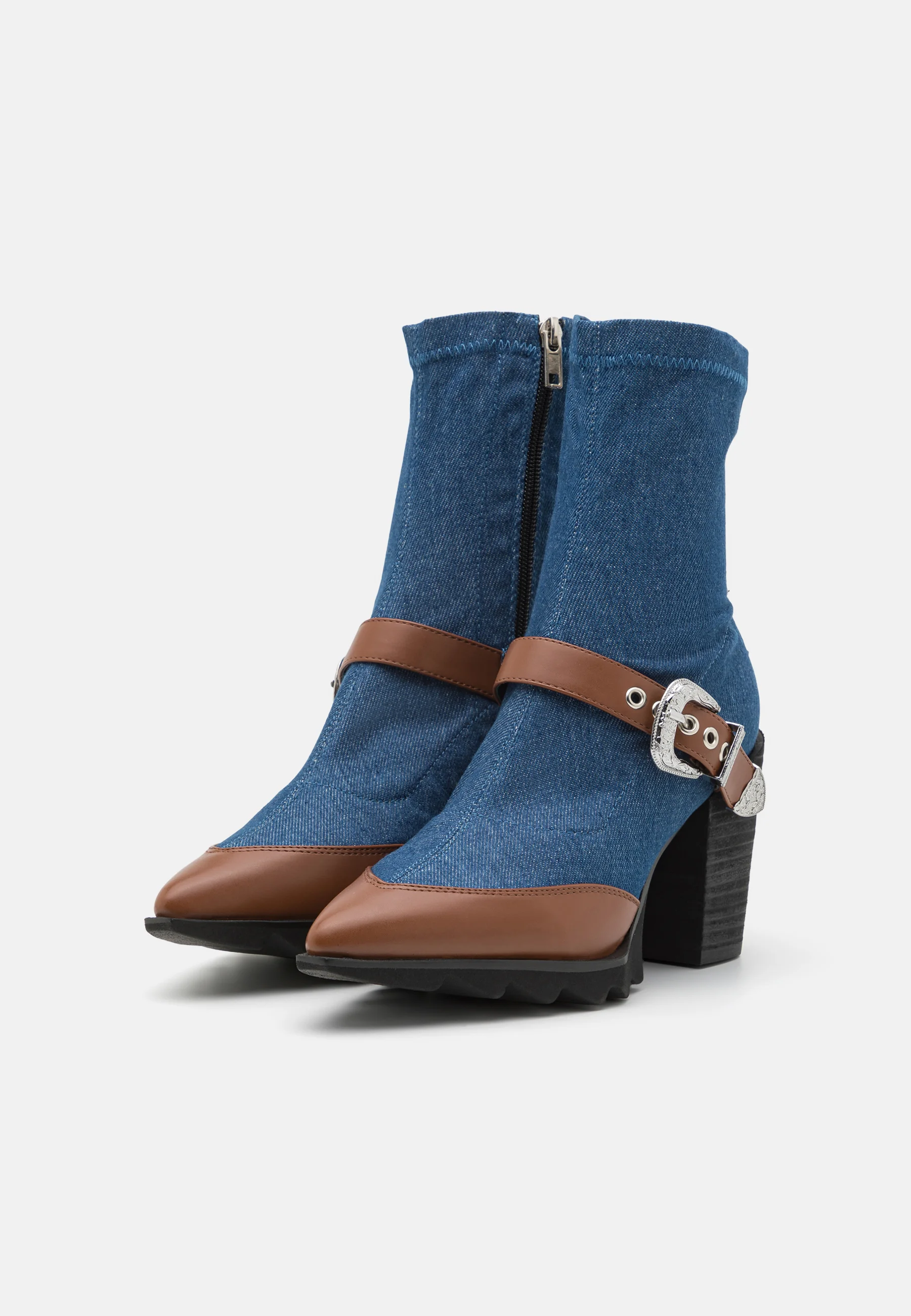 LAMODA BAD BOOKS - Botines de tacón