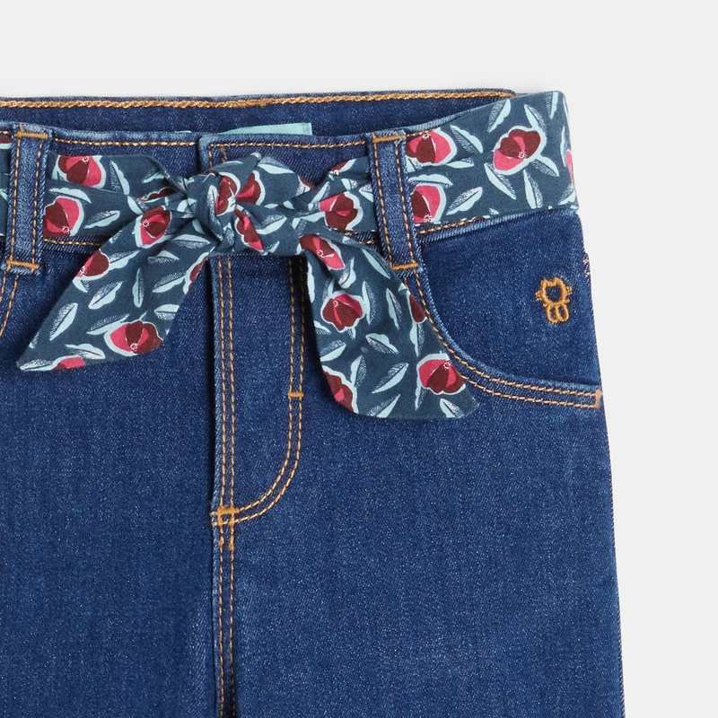 Jean large ceinture fleurie bleu bébé fille