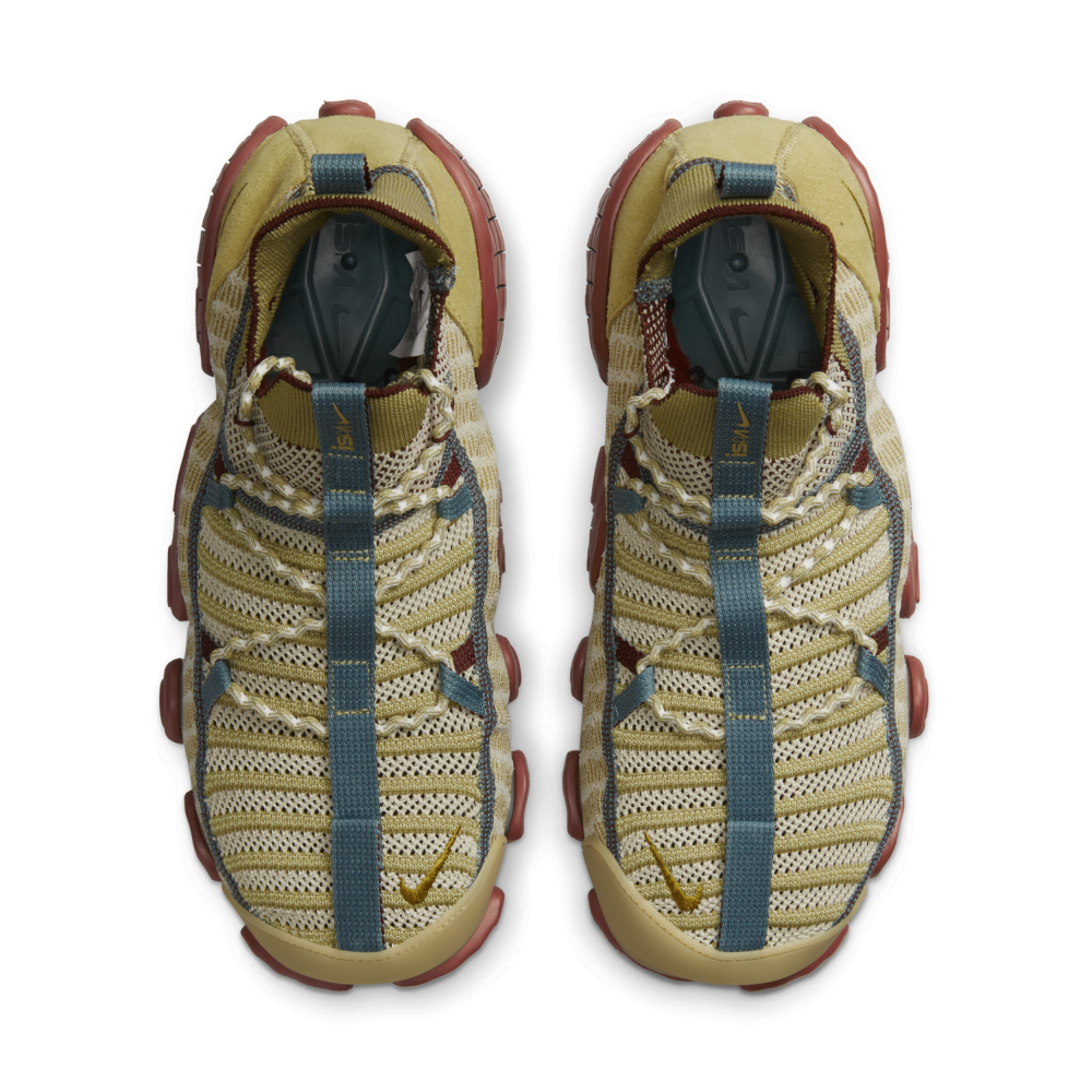 Nike ISPA Link CN2269-700 / braun