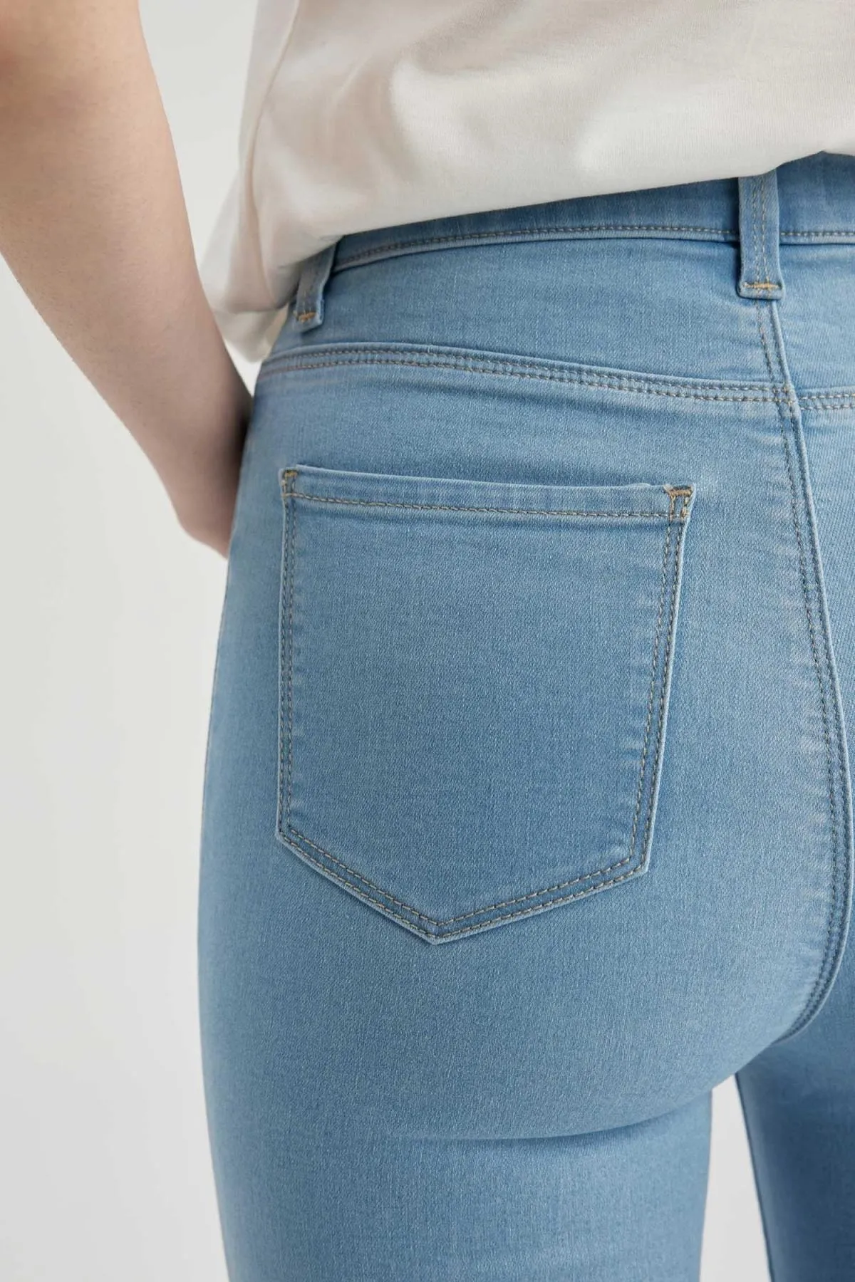 DeFacto  Super Skinny Jegging Fit Jeanshose mit hoher Taille