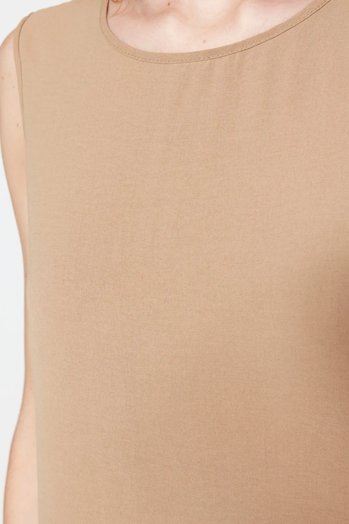 Trendyol Modest  Schwarz-Beige 2er-Pack Unterwäsche Aerobin Woven Lining Dress TCTSS23EB00146
