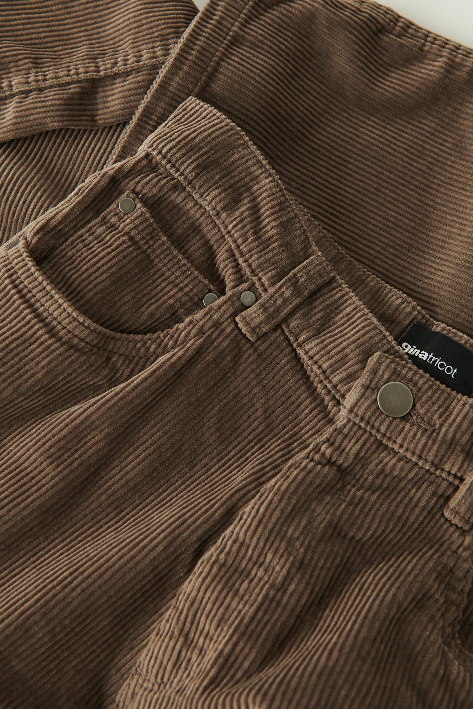 Straight cord trousers