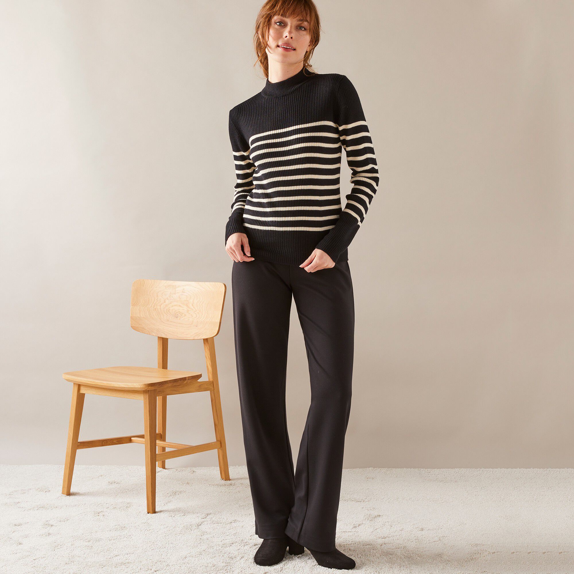 Pantalon droit large, maille milano