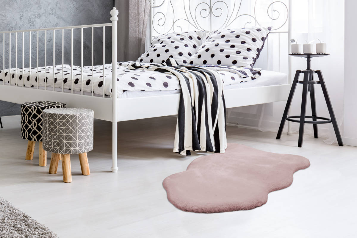 Arte Espina Rabbit Sheepskin 200