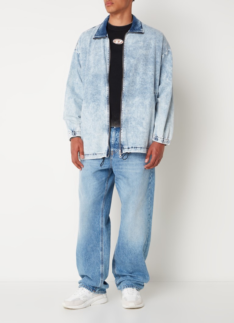 Giacca di jeans Diesel D-Krap-S1 con stampa sul retro.