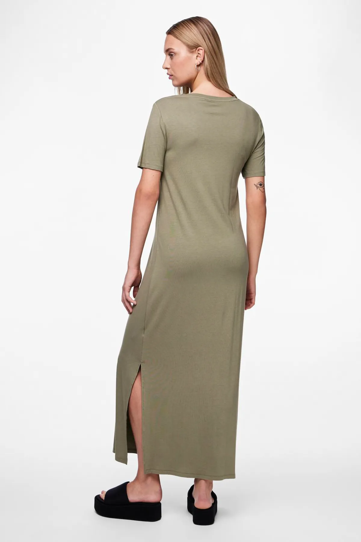 PIECES  PCSOFIA SS T-SHIRT MAXI KLEID NOOS BC