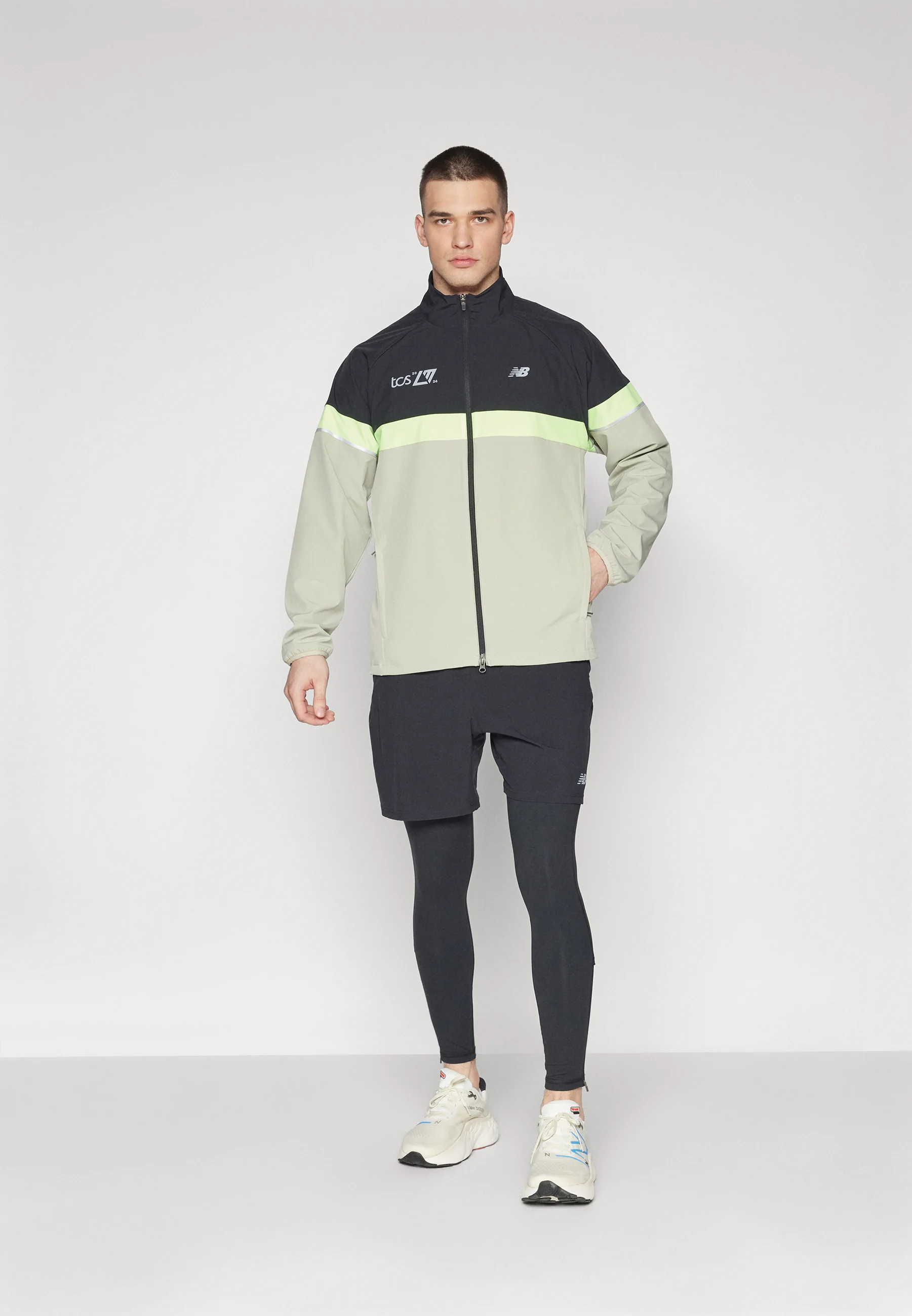Chaqueta New Balance Edición Londres Maratón - Impermeable