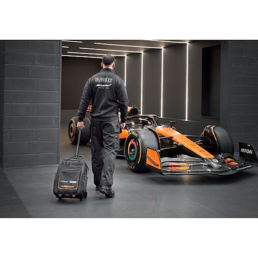 DeWalt Zubehör DWST60101-9 McLaren Werkzeugrucksack mit Rollen