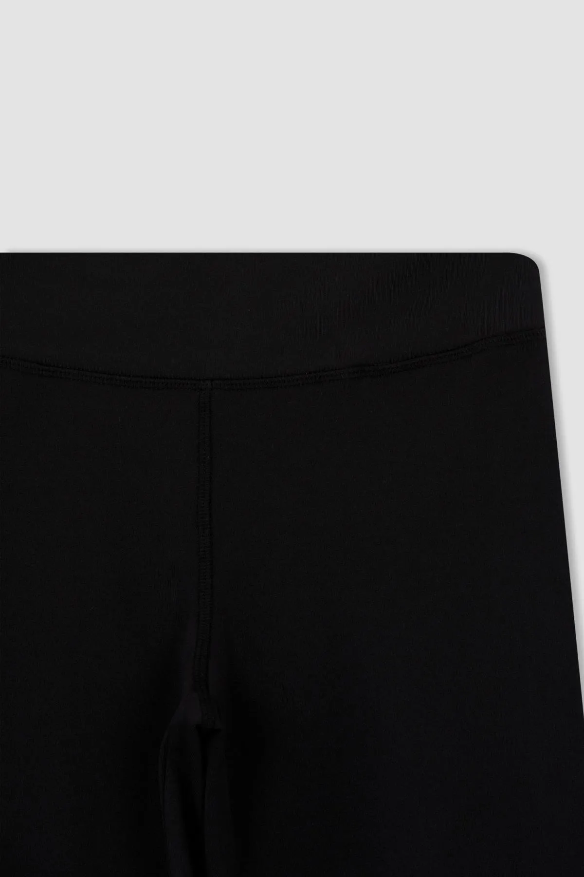 DeFacto  Passform: Normale Passform, hohe Taille, weites Bein, weiche, flauschige Warmtech-Jogginghose