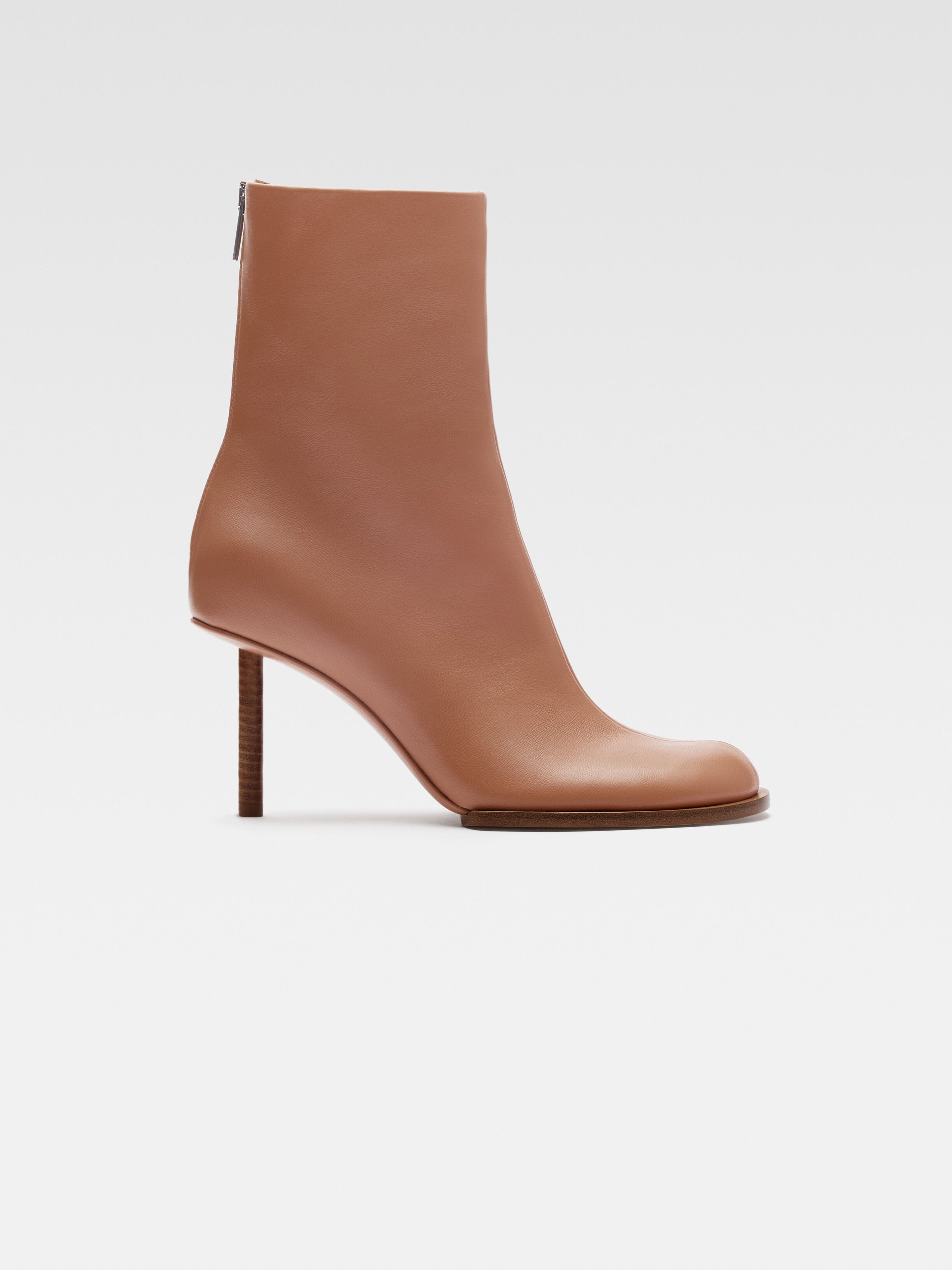 Les bottines rond carré