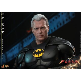 The Flash Movie Masterpiece Actionfigur 1/6 Batman (Modern Suit) 30 cm