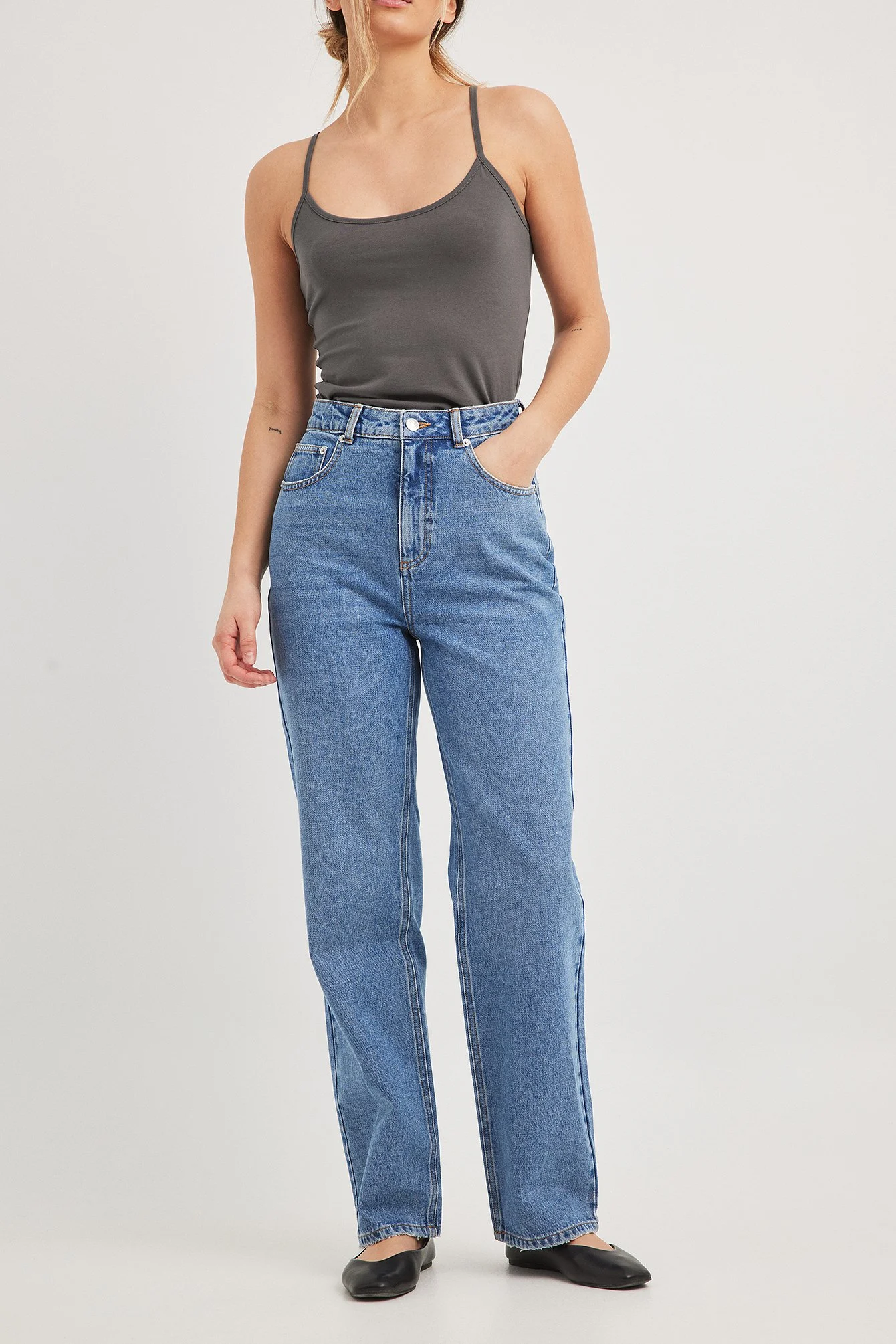 Gerade Knöcheljeans mit hoher Taille