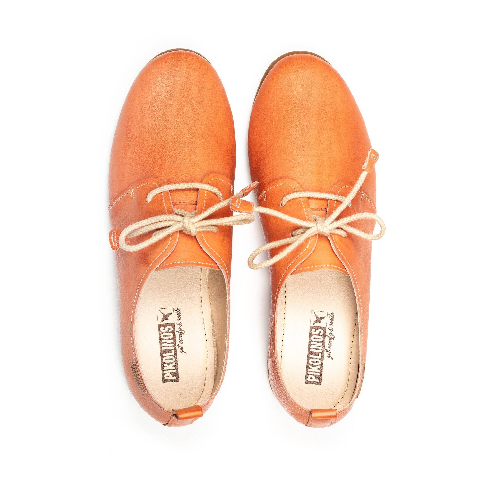 proste buty sznurowane - SCARLET