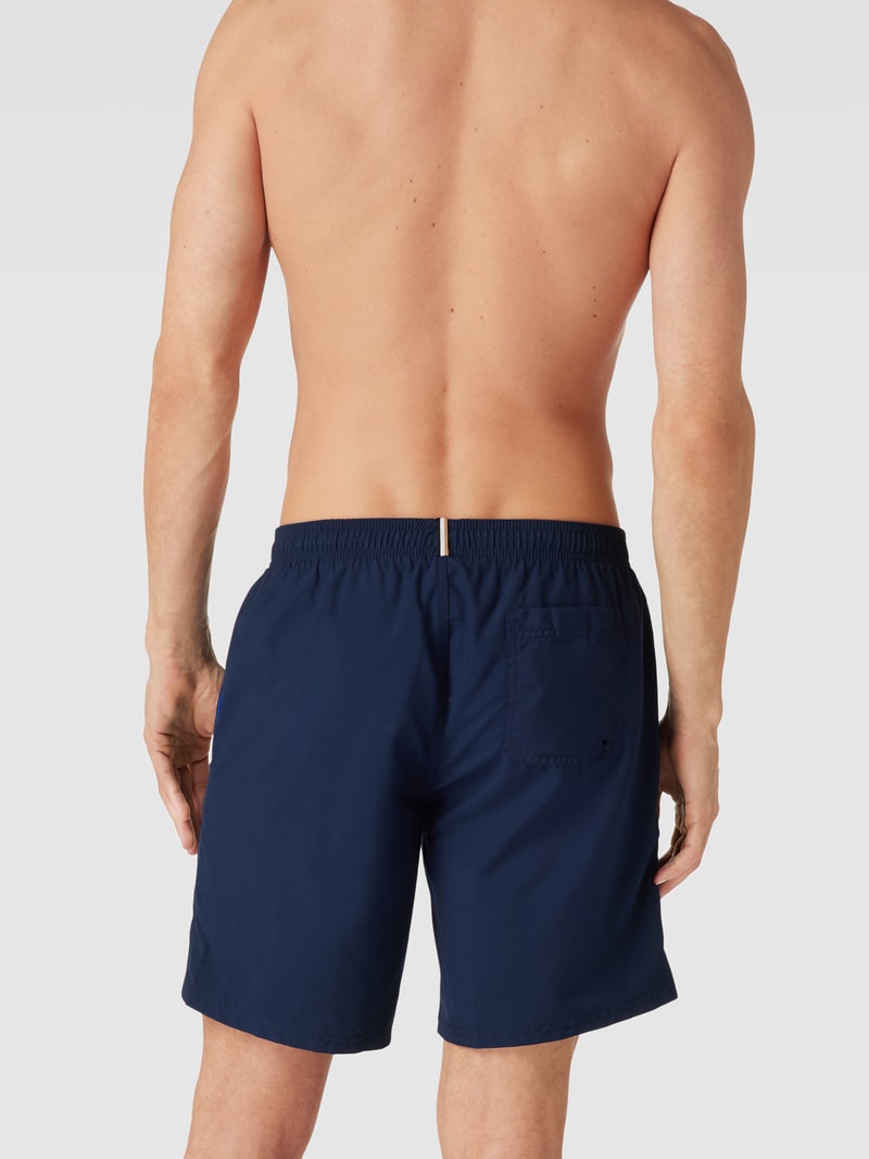 Badehose mit Label-Stitching in dunkelblau