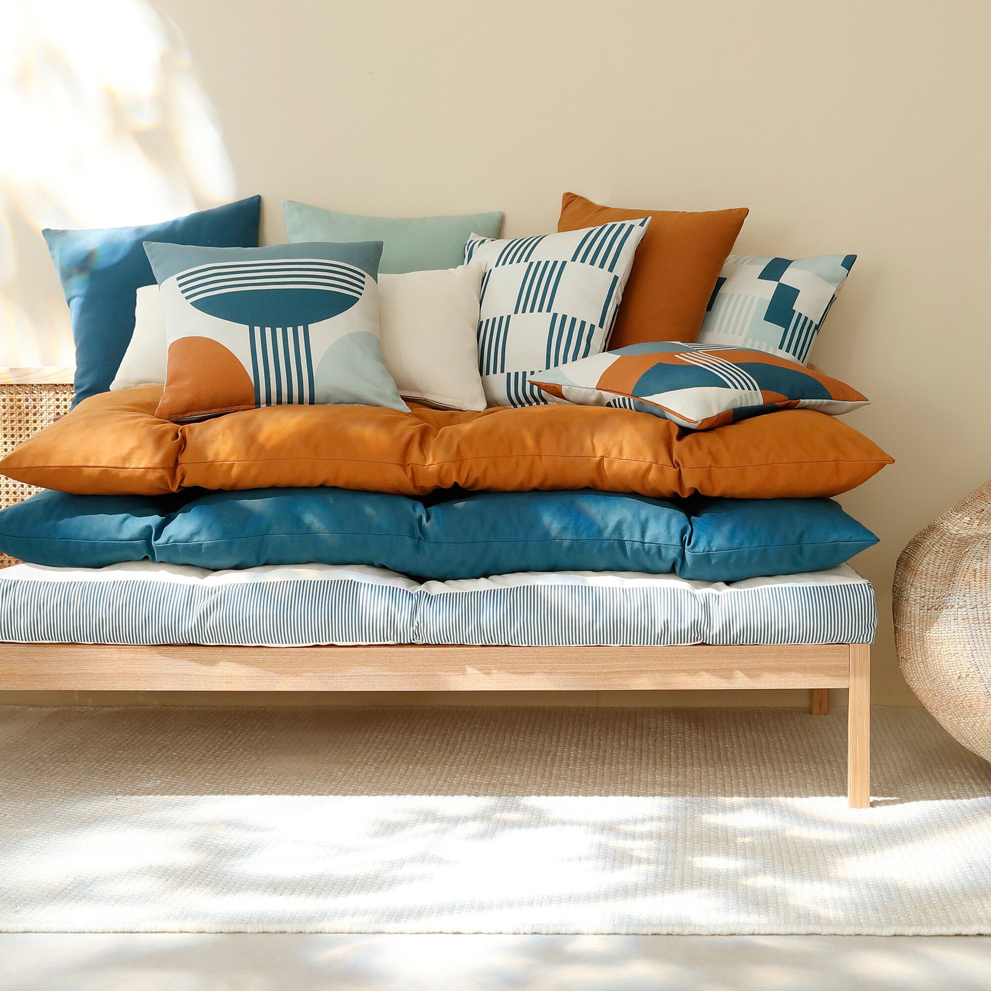 Housse de coussin unie bachette